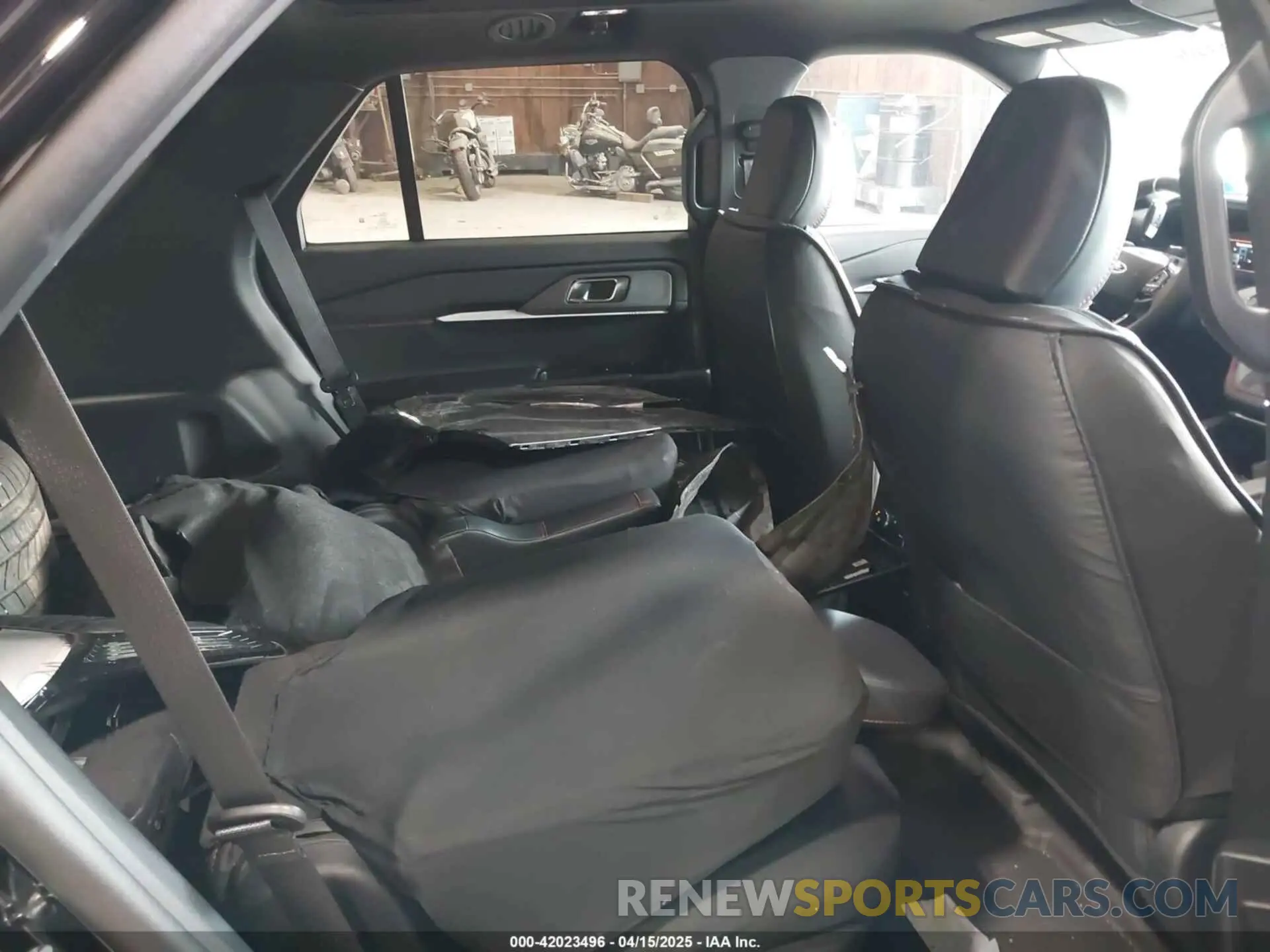 8 Фотография поврежденного автомобиля 1FMUK8KH5SGA50542 FORD EXPLORER 2025