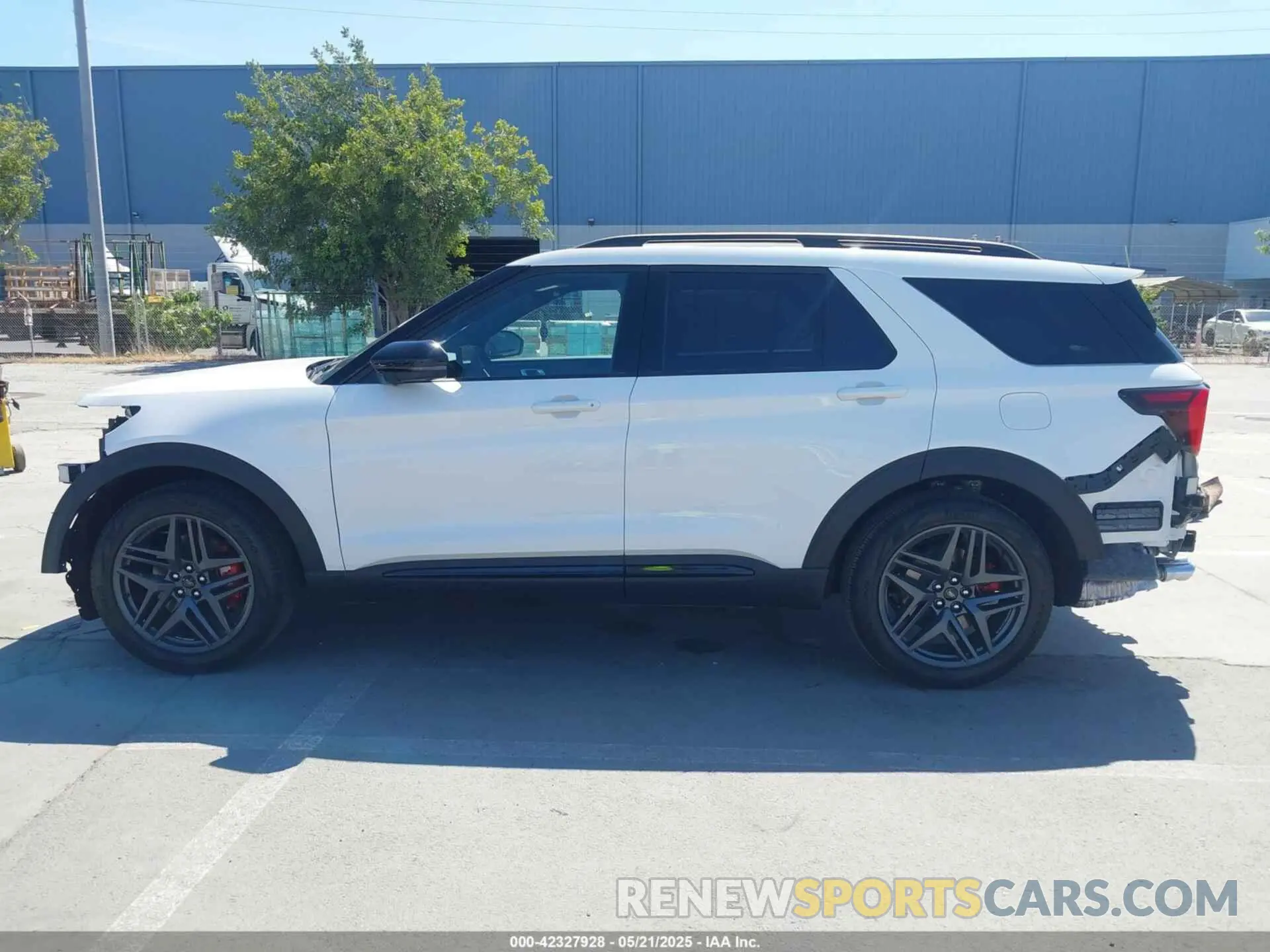15 Photograph of a damaged car 1FMWK7GC9SGB59179 FORD EXPLORER 2025