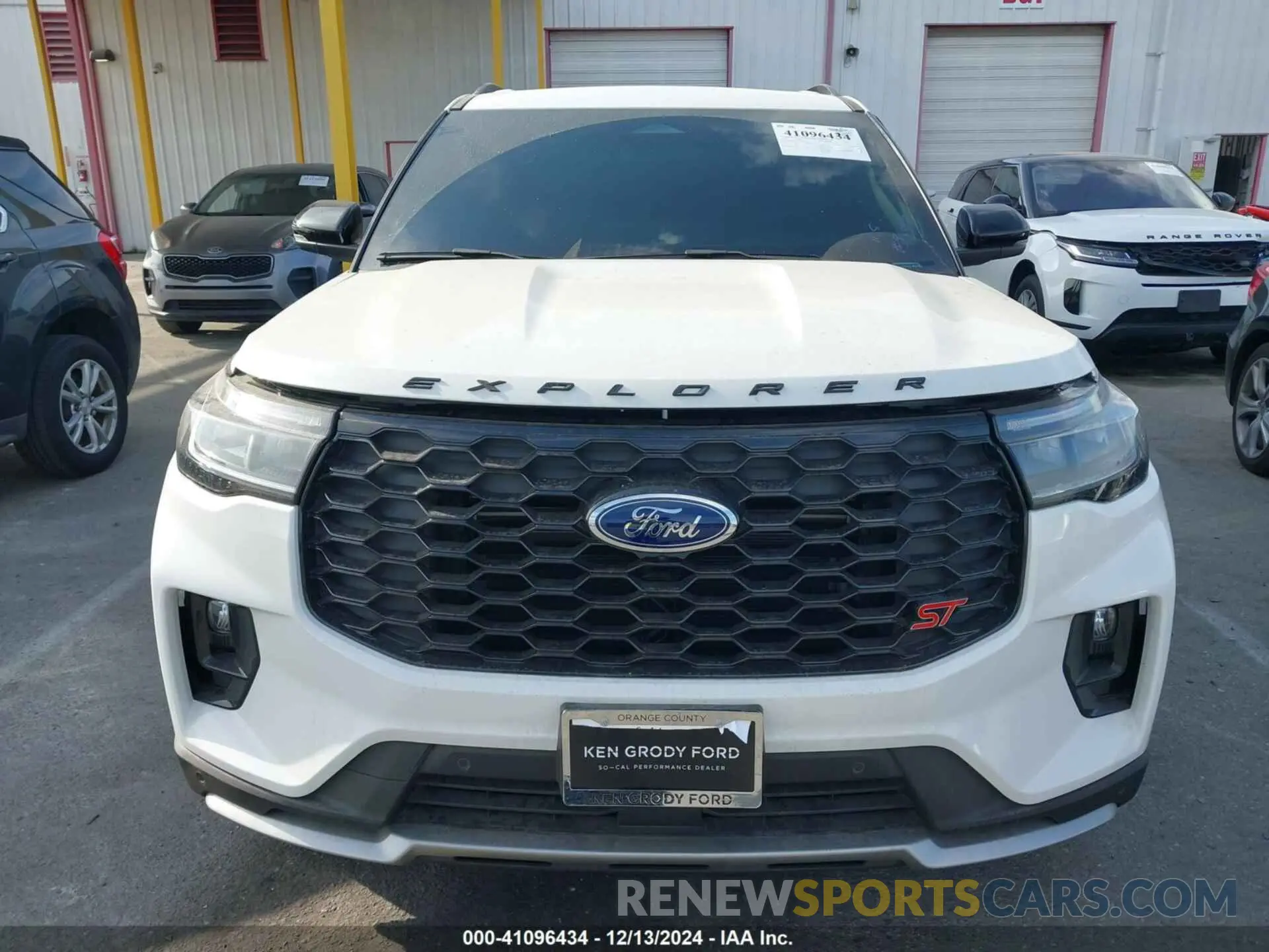 12 Фотография поврежденного автомобиля 1FMWK8GC3SGA12569 FORD EXPLORER 2025