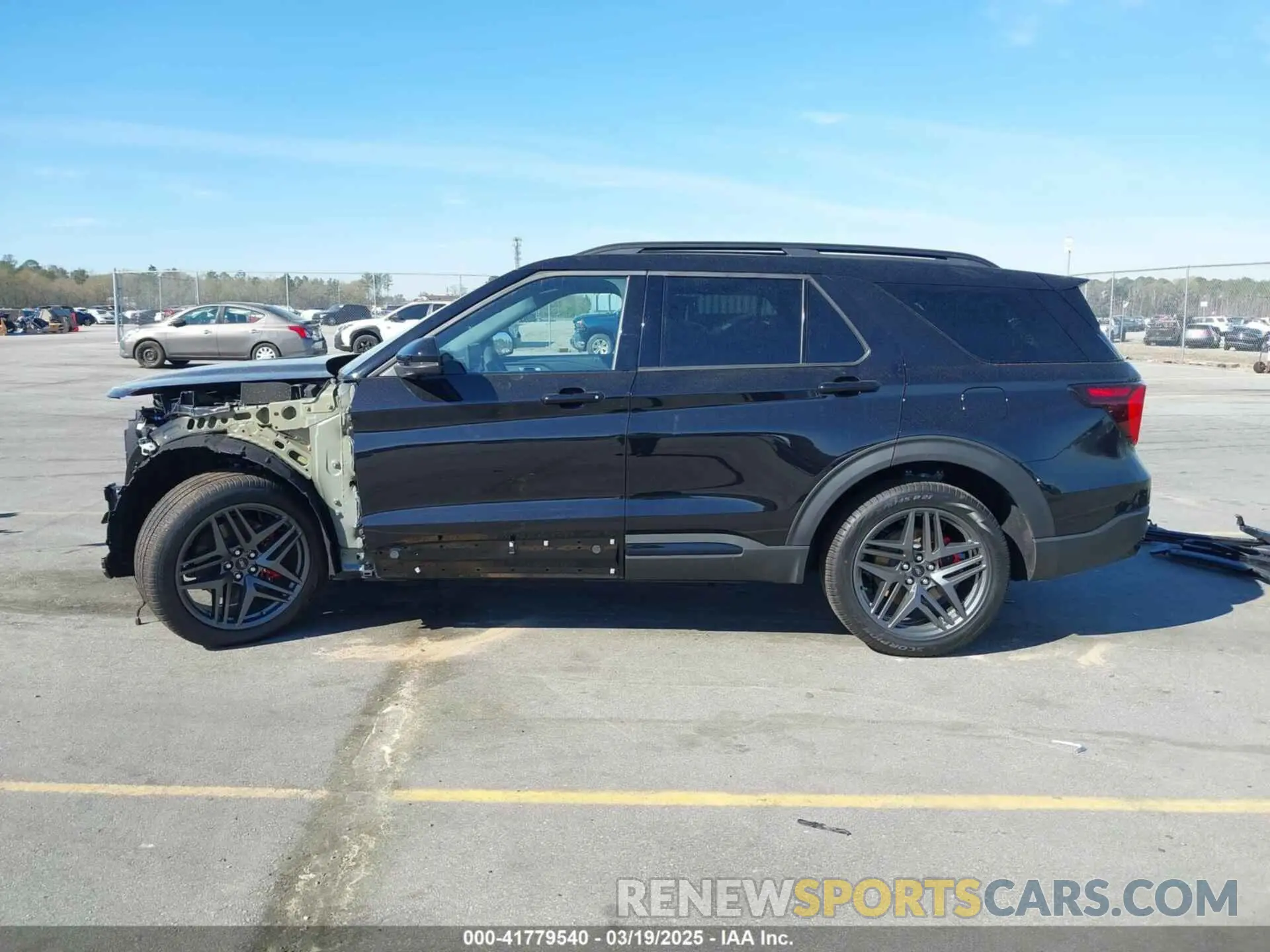 15 Photograph of a damaged car 1FMWK8GC3SGB23316 FORD EXPLORER 2025