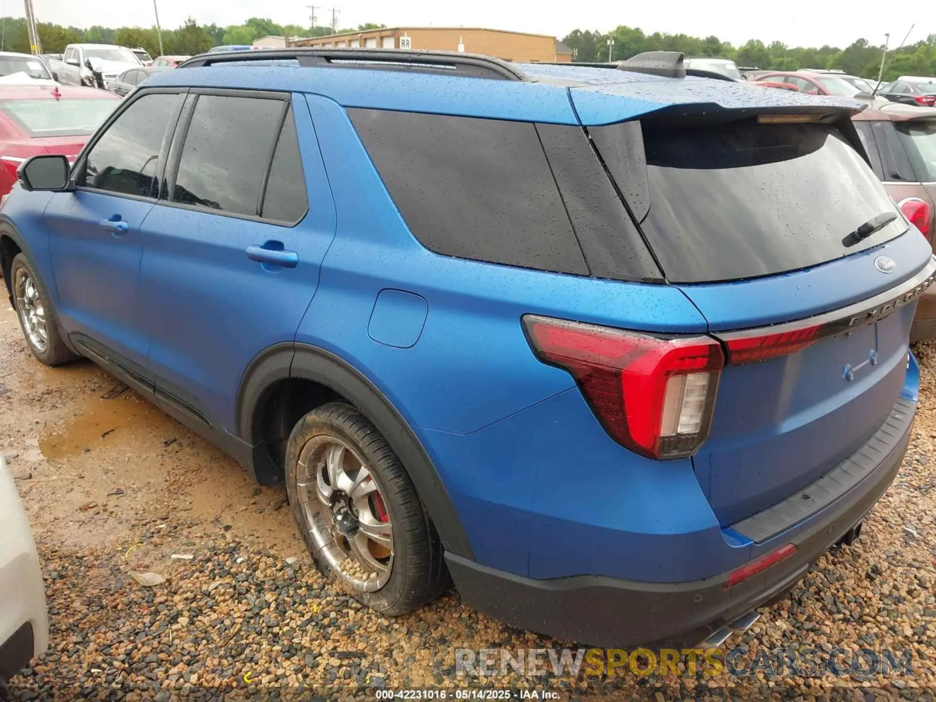 3 Фотография поврежденного автомобиля 1FMWK8GC9SGA56821 FORD EXPLORER 2025