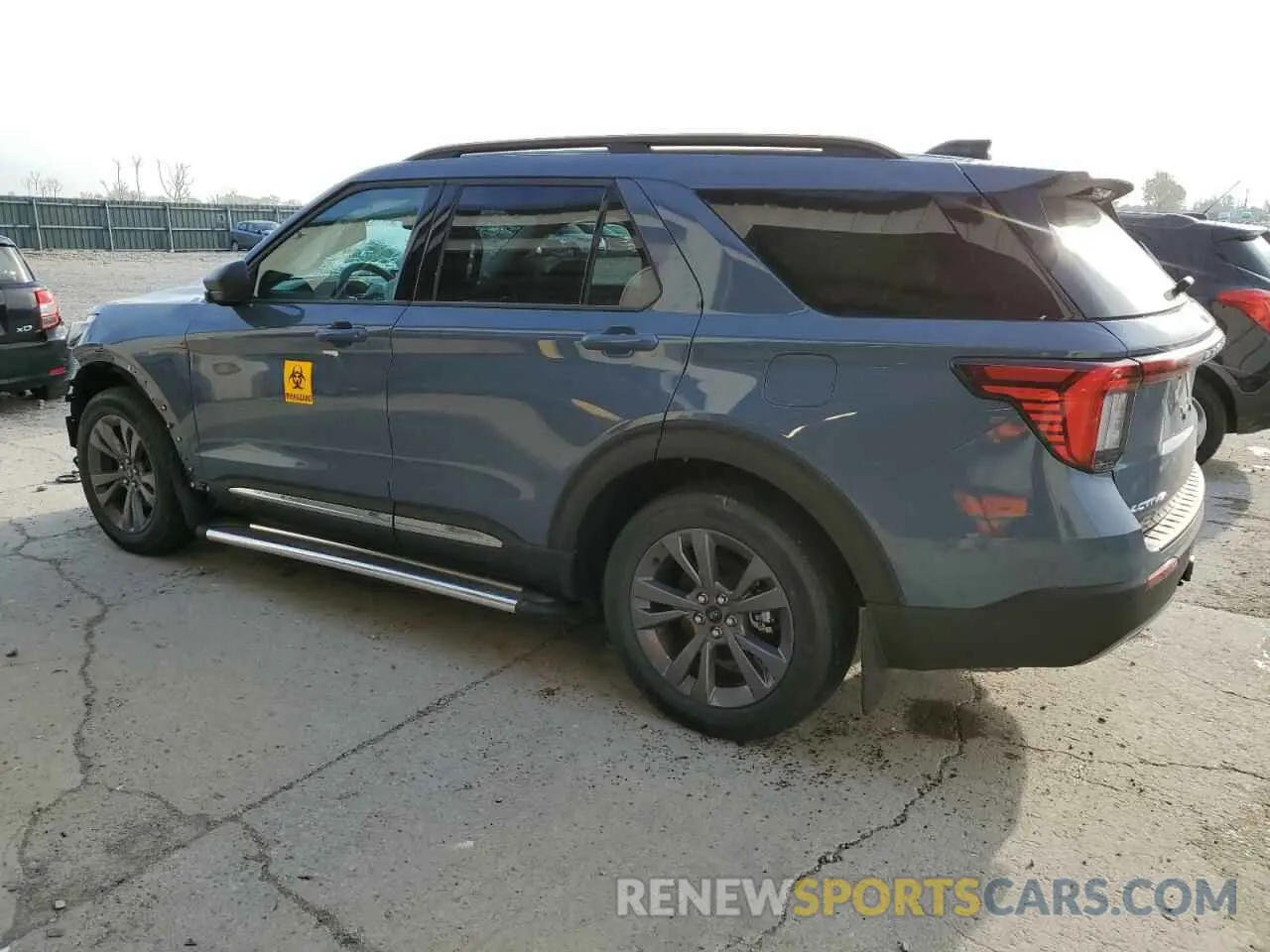 2 Фотография поврежденного автомобиля 1FMUK8DH1SGA42144 FORD EXPLORER A 2025