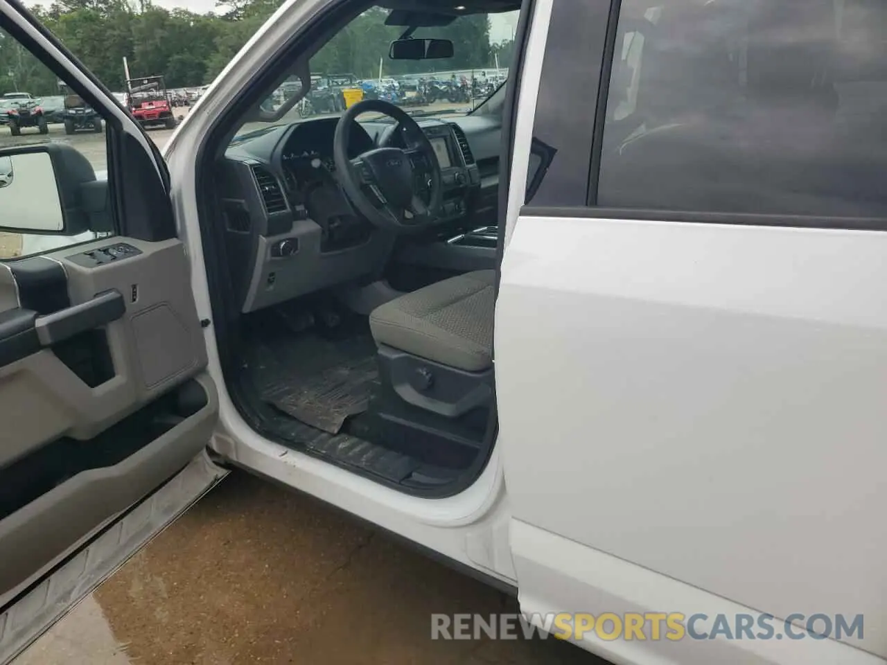 7 Photograph of a damaged car 1FTEW1C41KKE82753 FORD F-150 2019