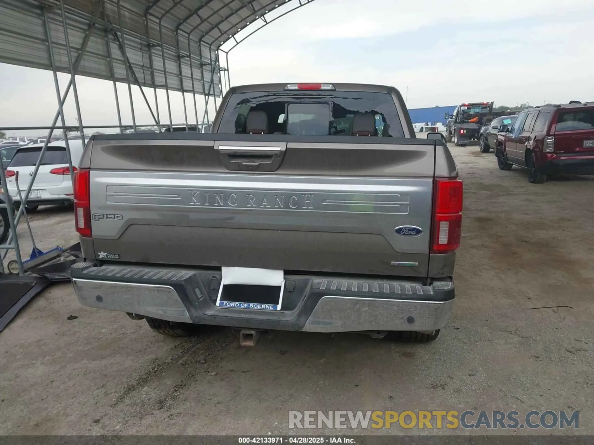 17 Фотография поврежденного автомобиля 1FTEW1C43KFC85639 FORD F-150 2019