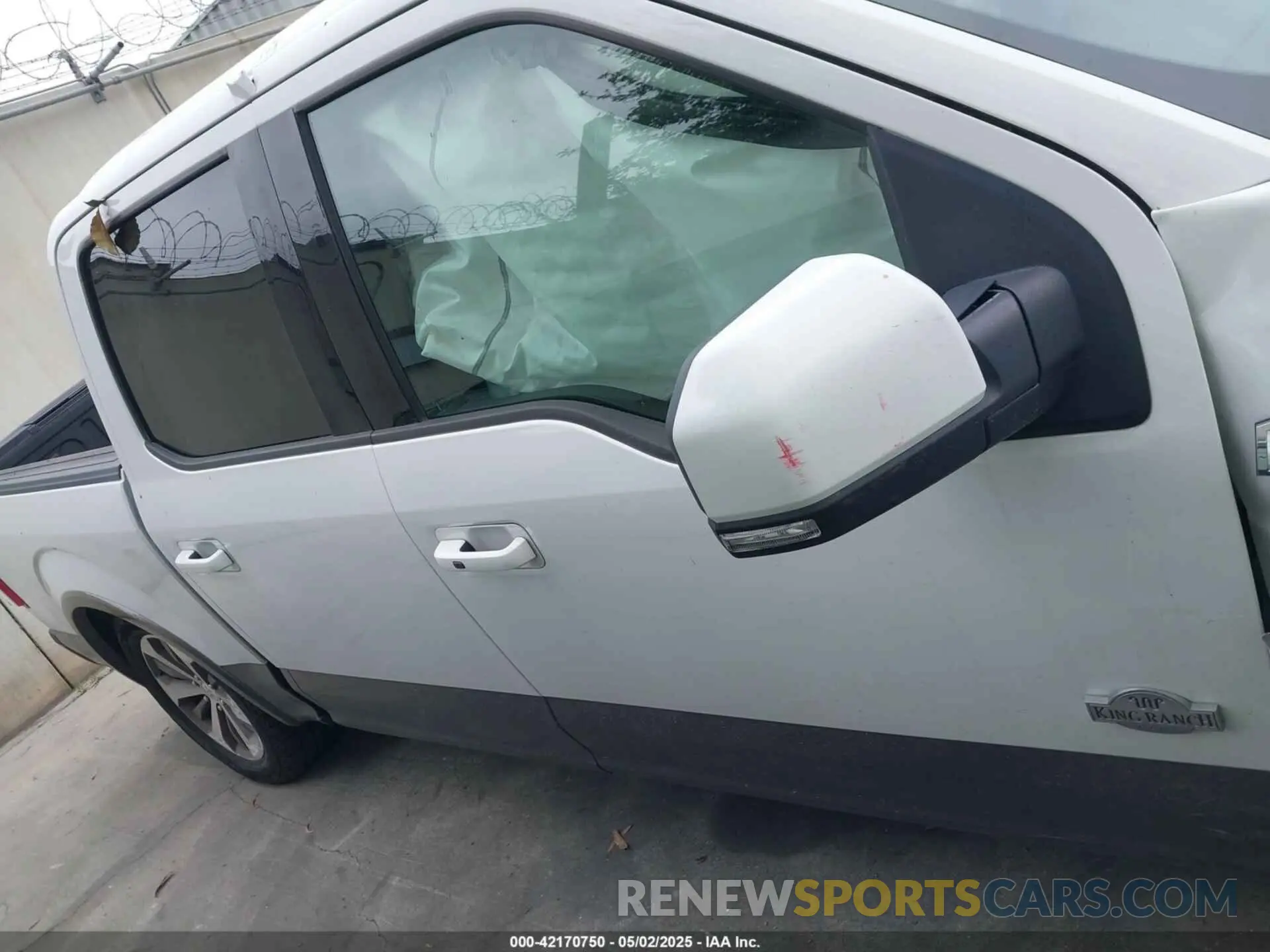 14 Photograph of a damaged car 1FTEW1C49KFC11657 FORD F-150 2019