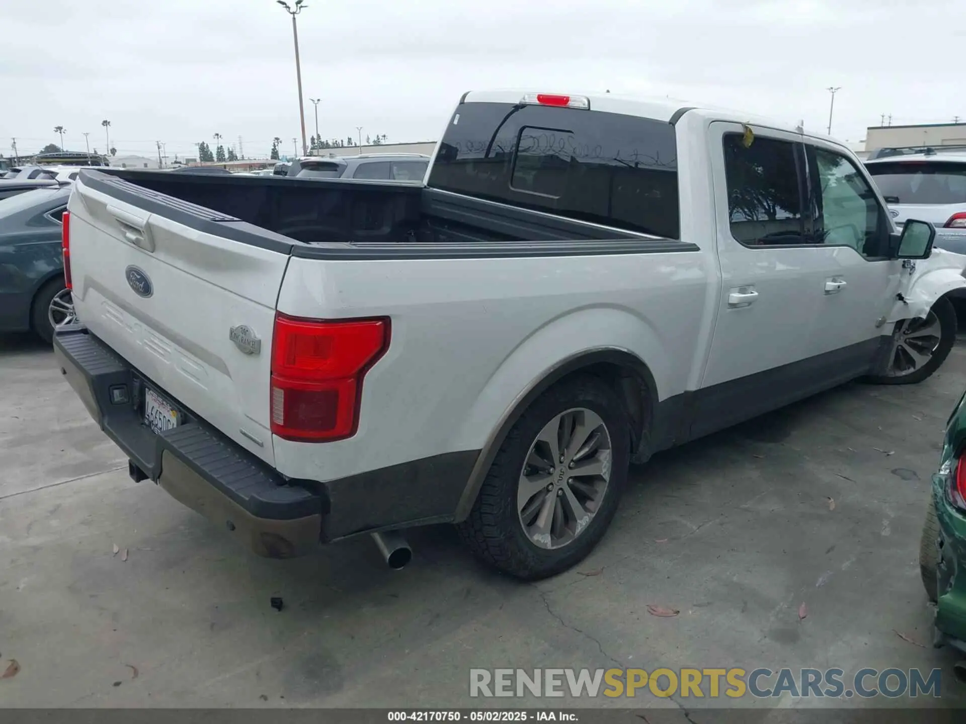 4 Photograph of a damaged car 1FTEW1C49KFC11657 FORD F-150 2019