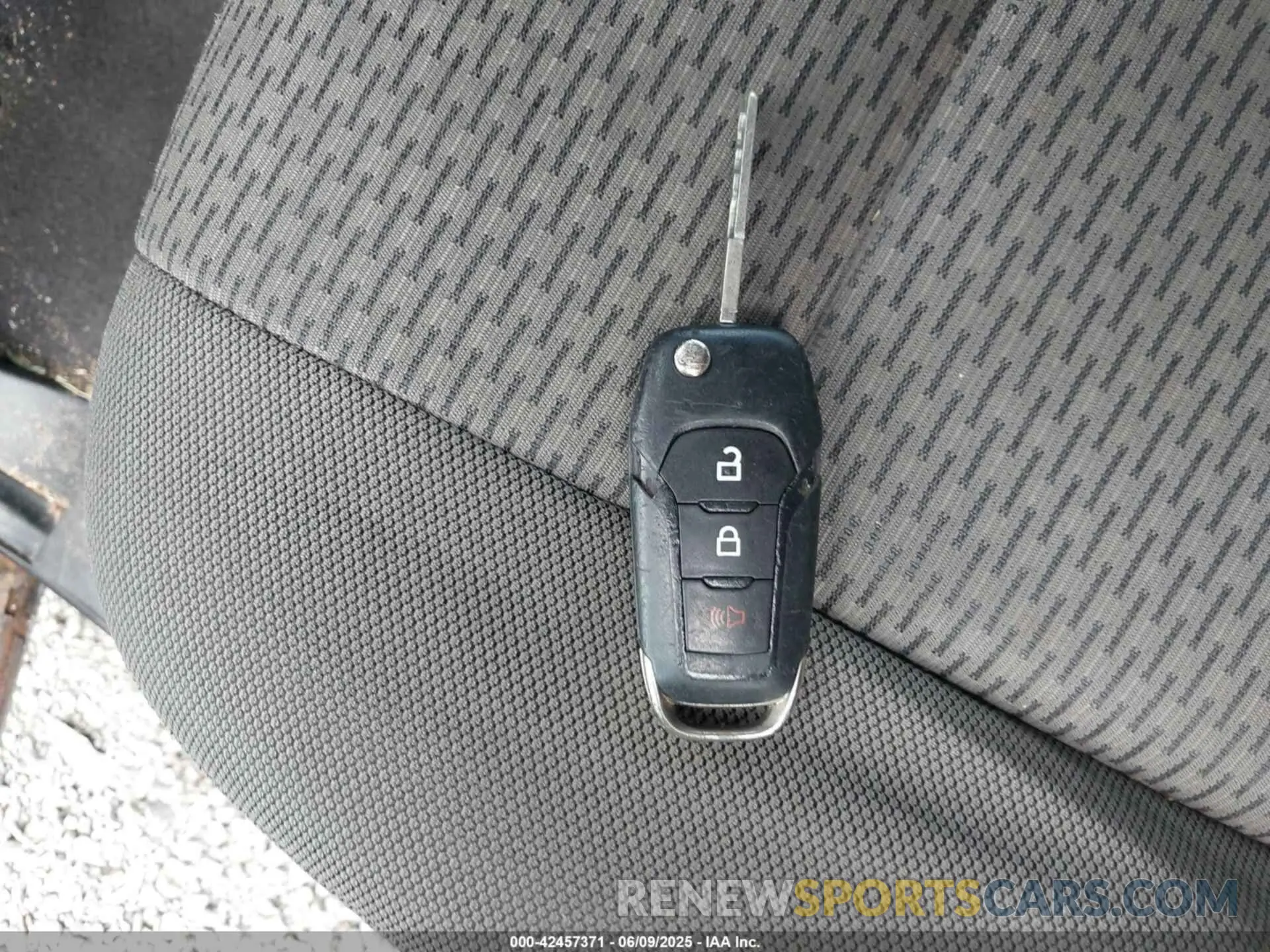 11 Photograph of a damaged car 1FTEW1C55KFB18644 FORD F-150 2019