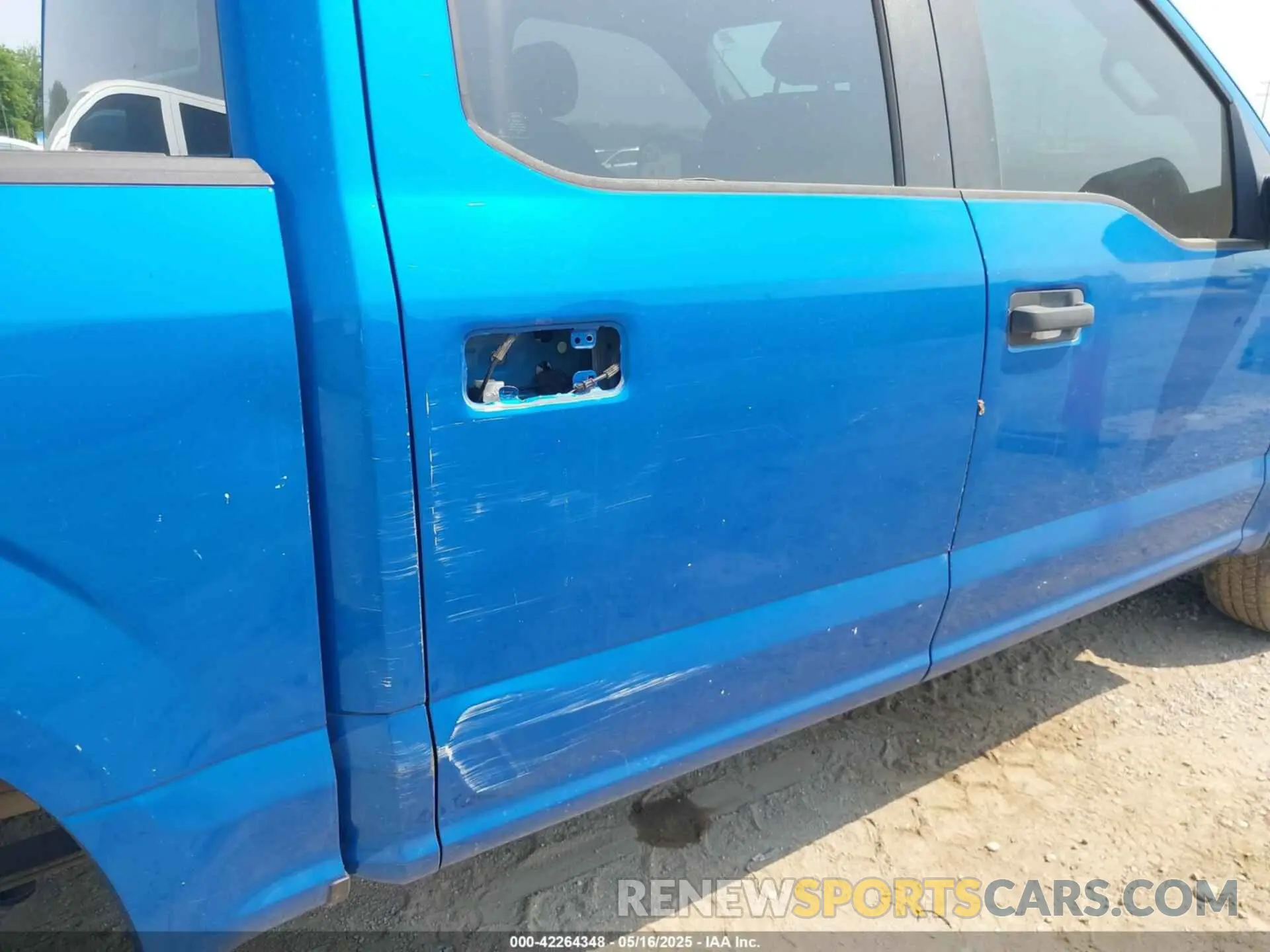 6 Photograph of a damaged car 1FTEW1C59KKC99982 FORD F-150 2019