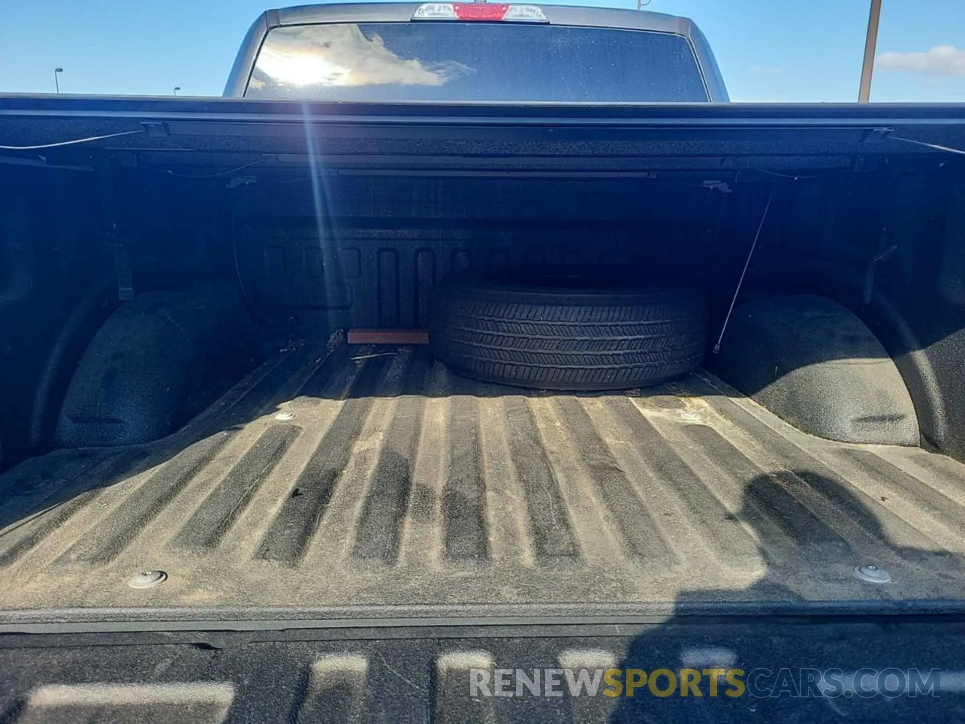 18 Фотография поврежденного автомобиля 1FTEW1CBXKKD64568 FORD F-150 2019