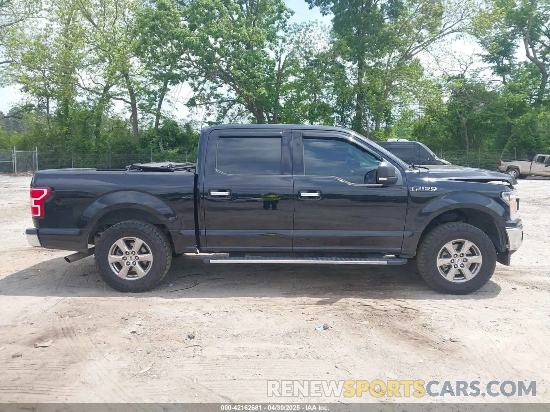 13 Photograph of a damaged car 1FTEW1CP0KFD48612 FORD F-150 2019