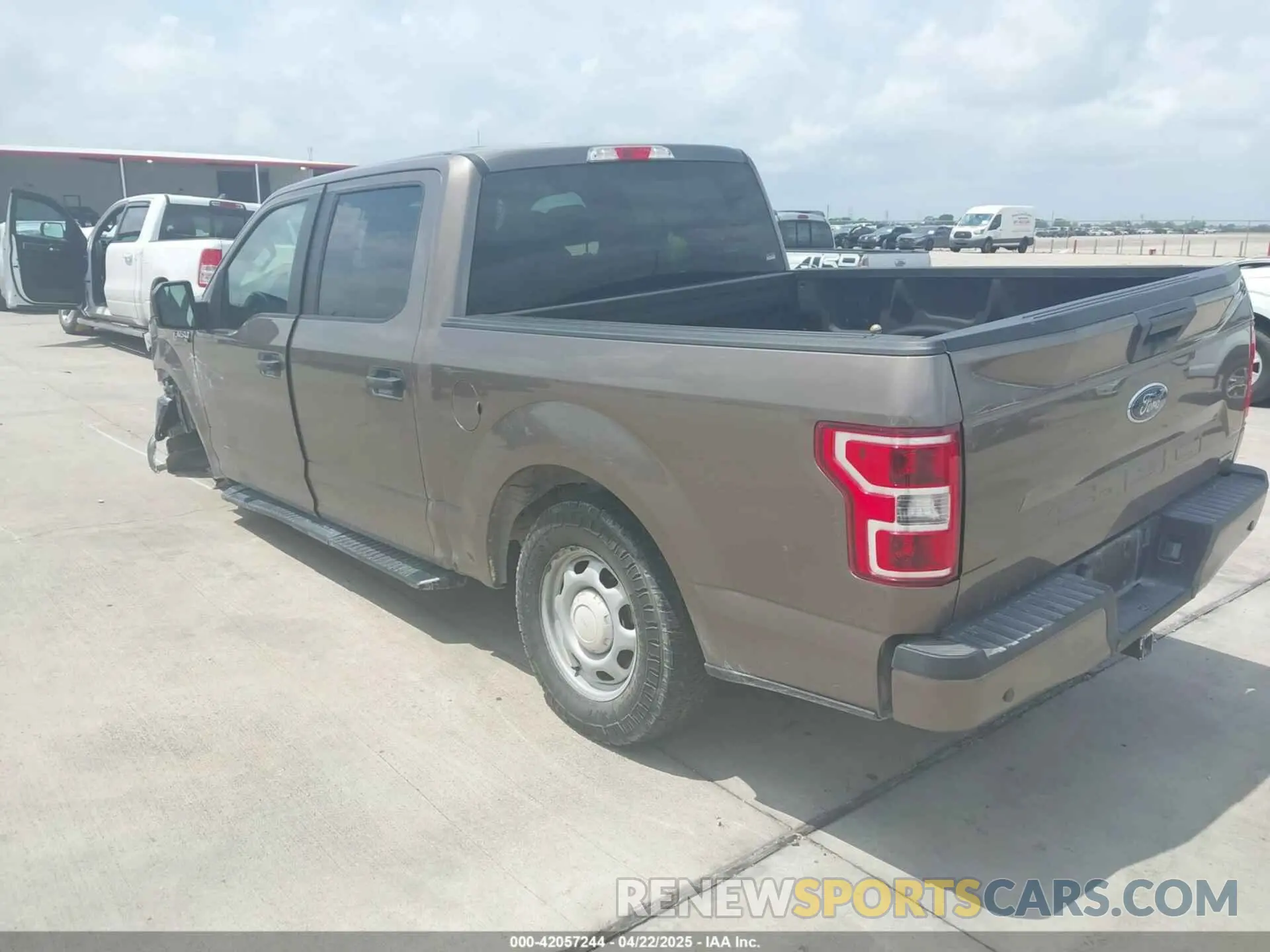 3 Фотография поврежденного автомобиля 1FTEW1CP2KKE83484 FORD F-150 2019