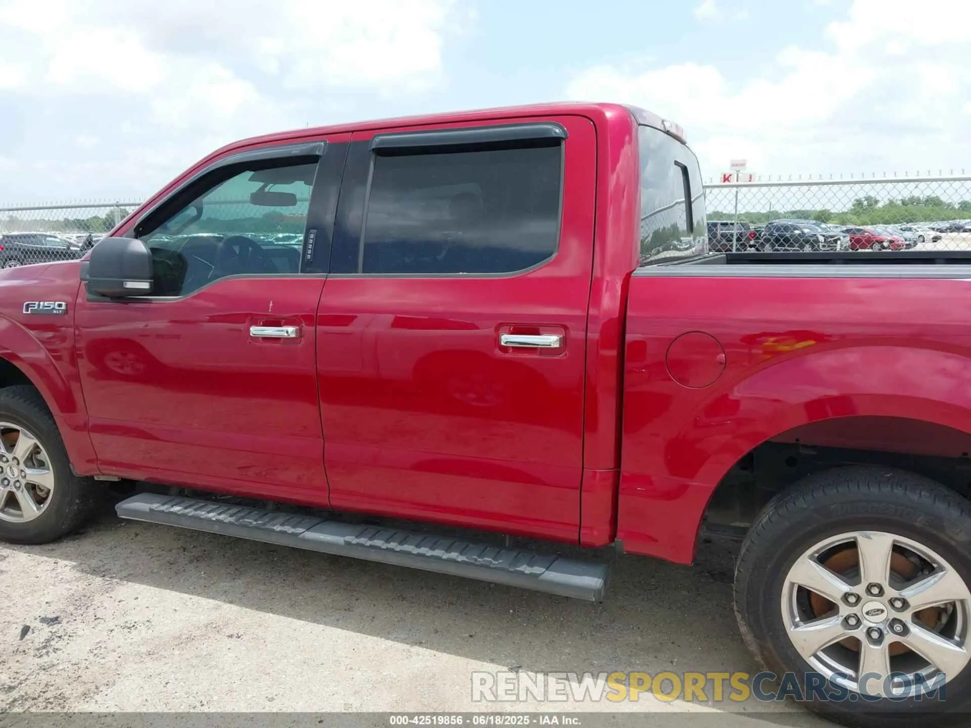 14 Photograph of a damaged car 1FTEW1CP5KKE90218 FORD F-150 2019