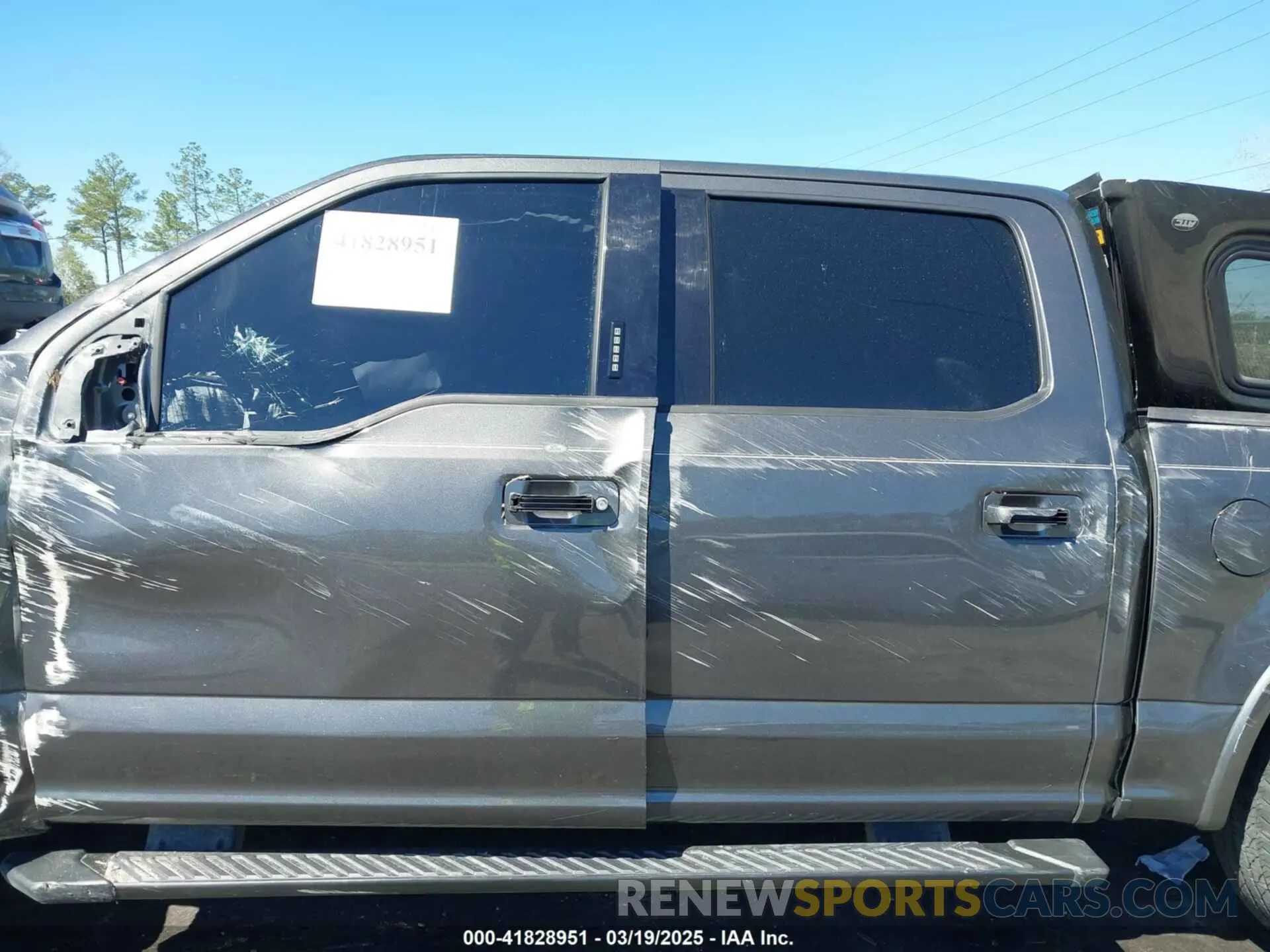14 Фотография поврежденного автомобиля 1FTEW1CP7KKE73193 FORD F-150 2019
