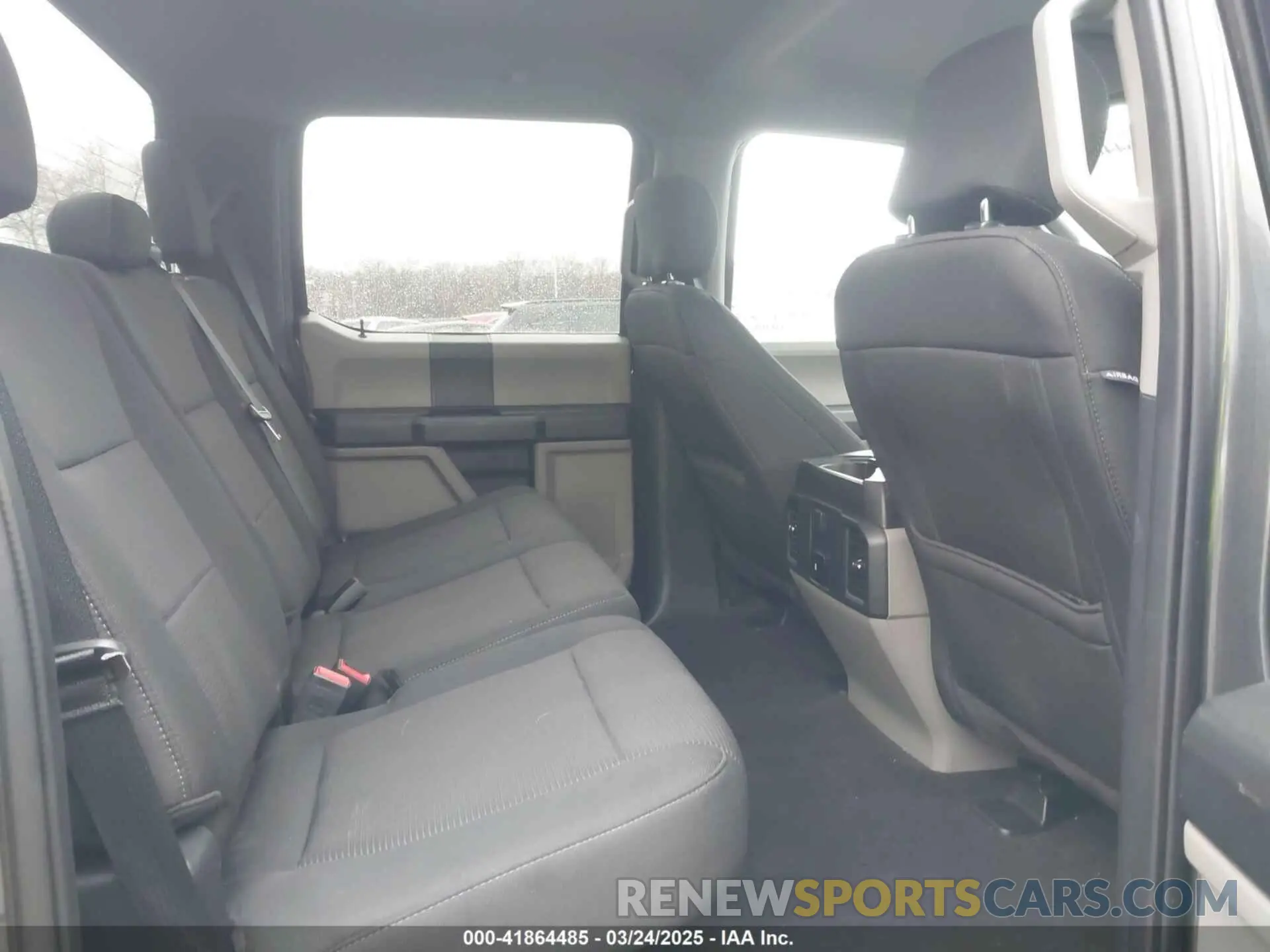 8 Photograph of a damaged car 1FTEW1CP8KKE94974 FORD F-150 2019