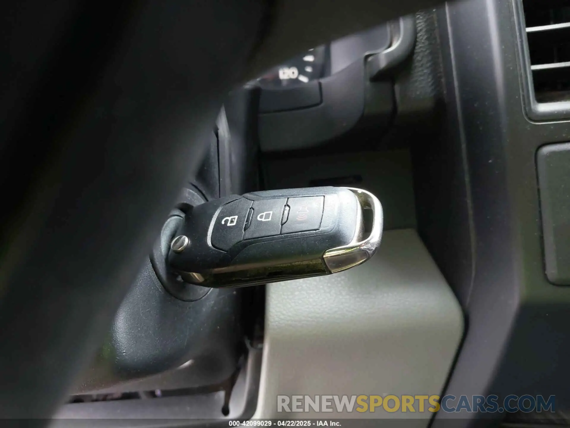 11 Photograph of a damaged car 1FTEW1CPXKKC96722 FORD F-150 2019