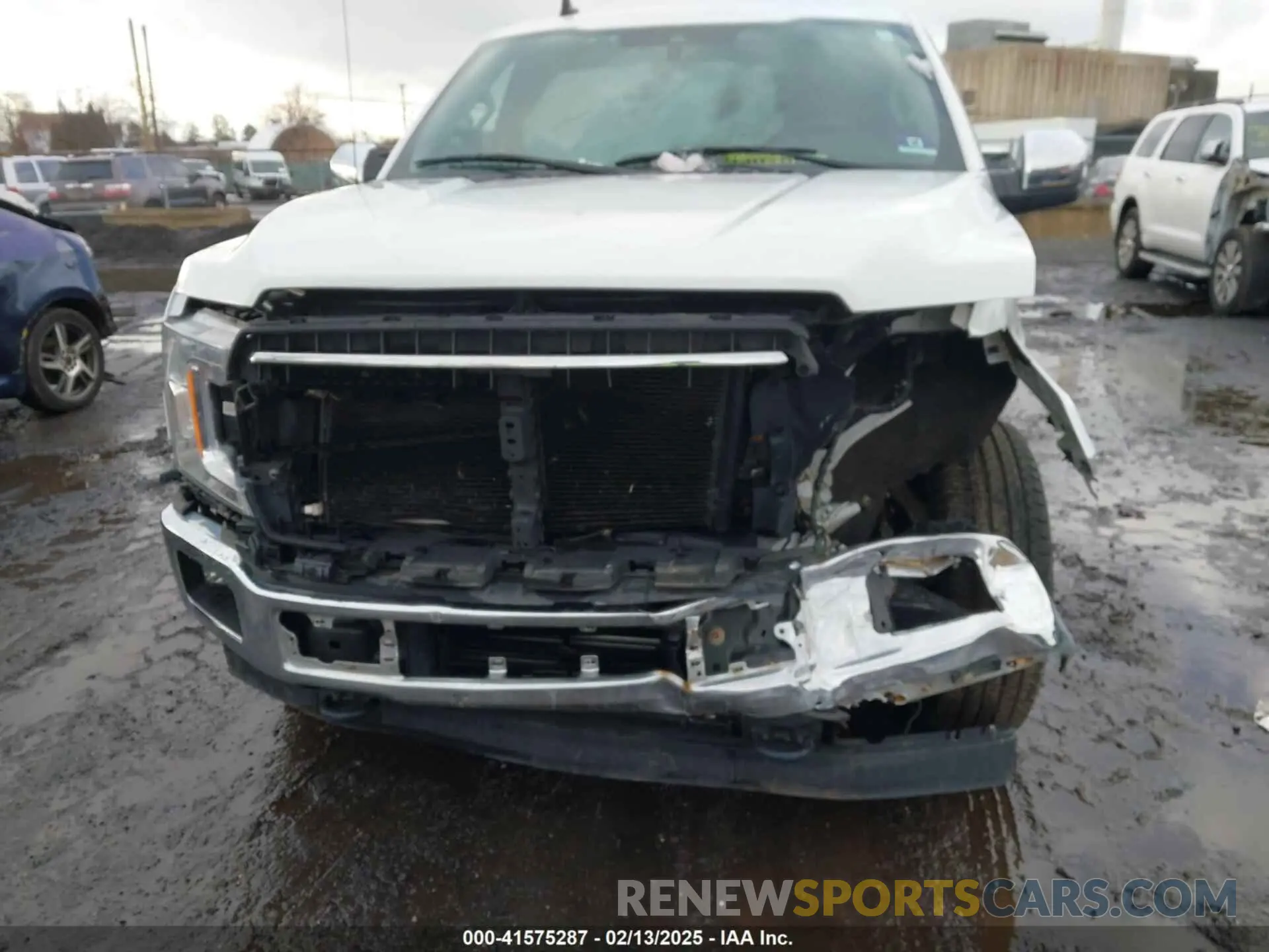 17 Фотография поврежденного автомобиля 1FTEW1E40KFB19446 FORD F-150 2019