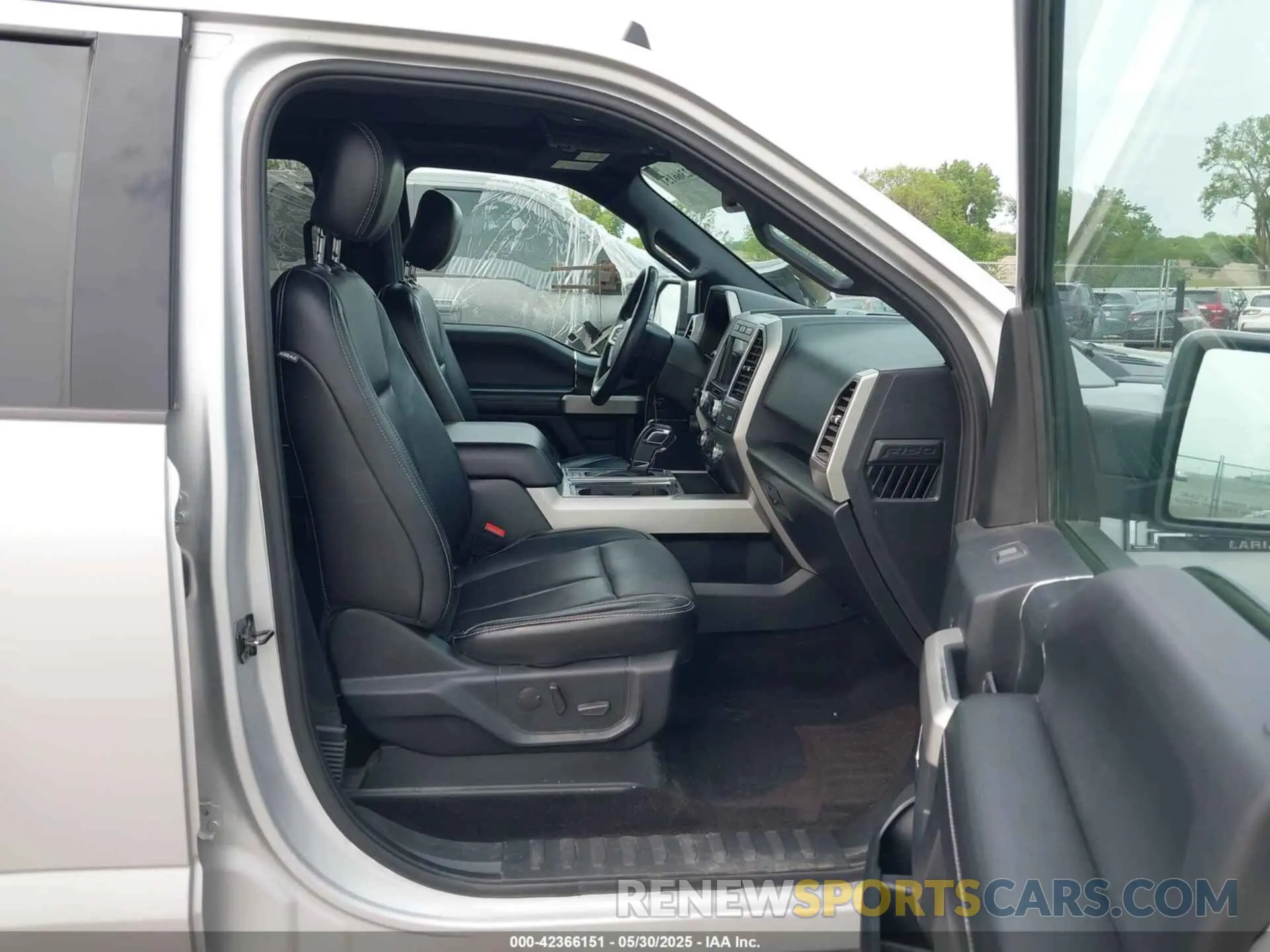 5 Photograph of a damaged car 1FTEW1E40KKE21990 FORD F-150 2019