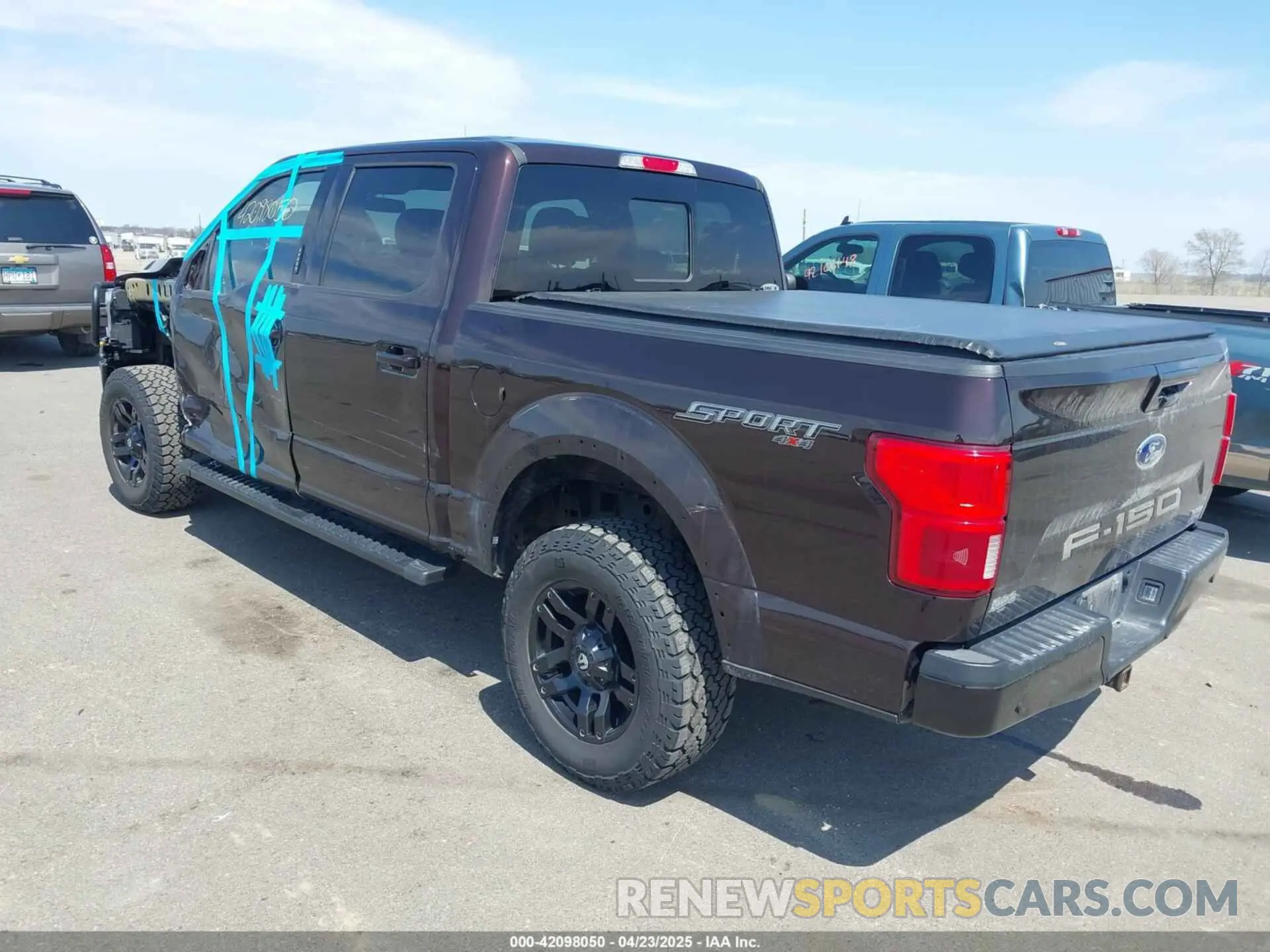 3 Photograph of a damaged car 1FTEW1E40KKE24565 FORD F-150 2019
