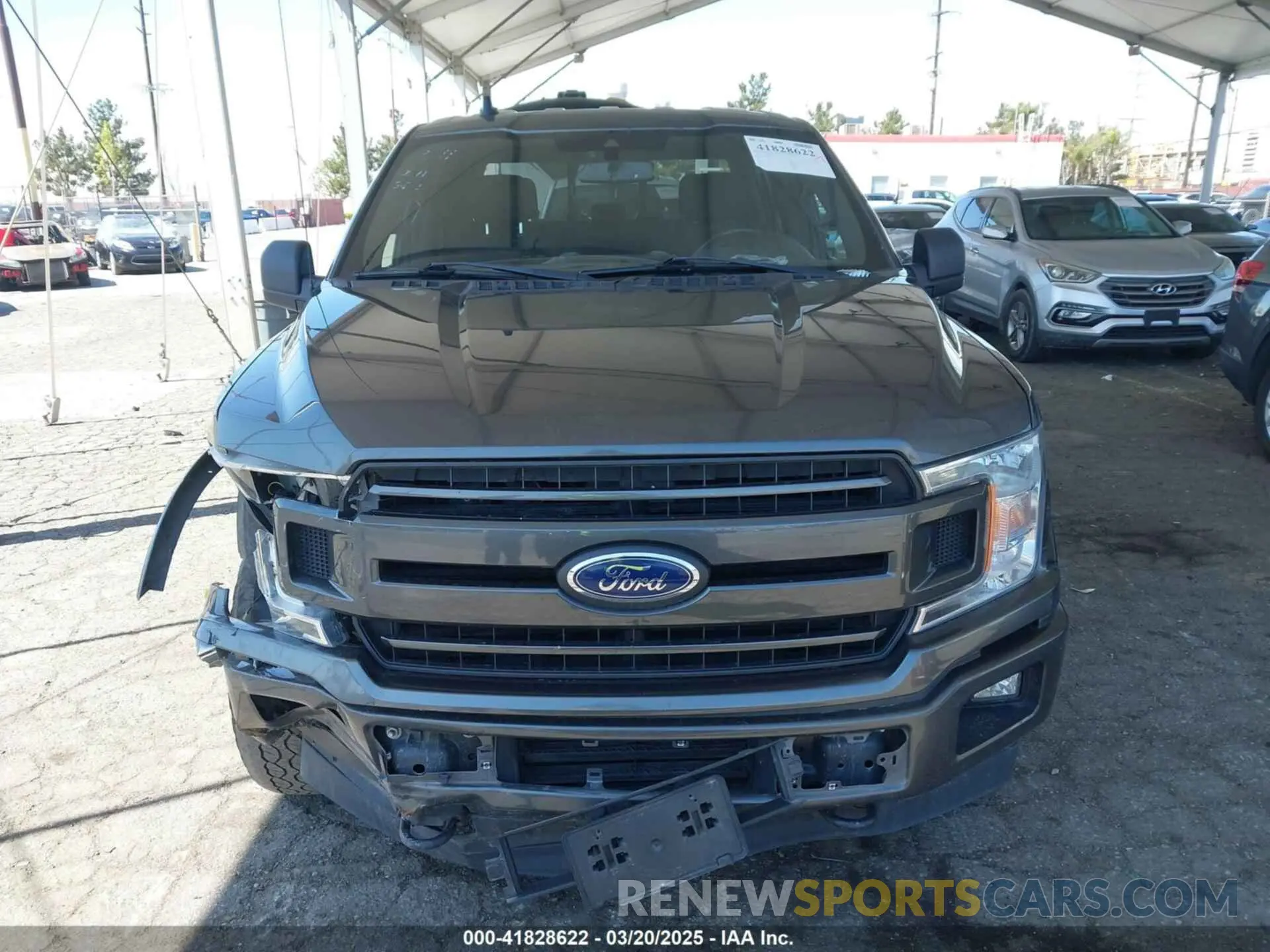 12 Фотография поврежденного автомобиля 1FTEW1E41KKC35889 FORD F-150 2019