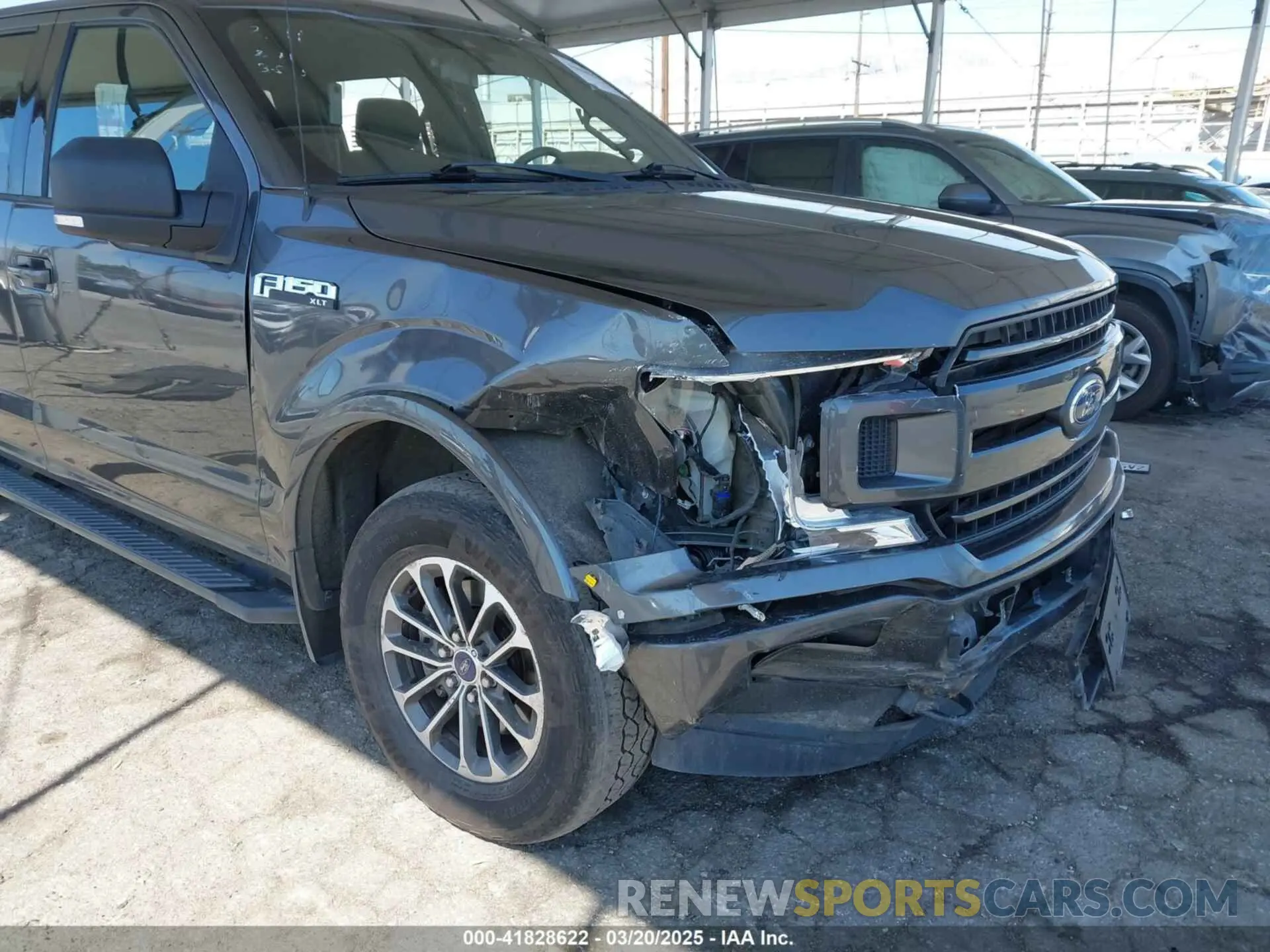 6 Фотография поврежденного автомобиля 1FTEW1E41KKC35889 FORD F-150 2019