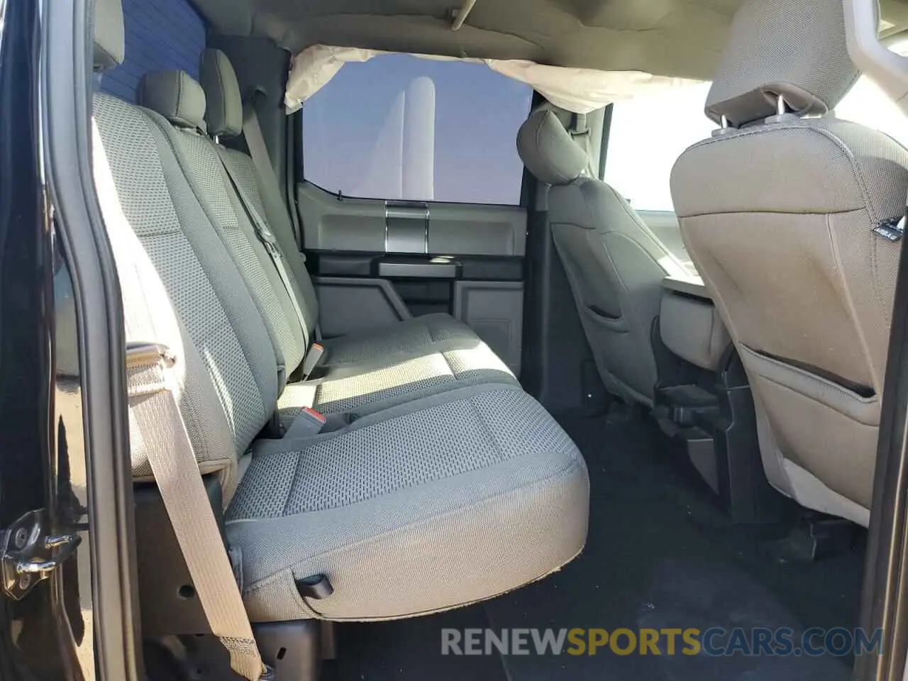 10 Photograph of a damaged car 1FTEW1E42KFB70513 FORD F-150 2019