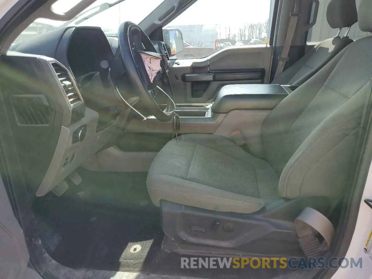 7 Photograph of a damaged car 1FTEW1E44KFA84586 FORD F-150 2019