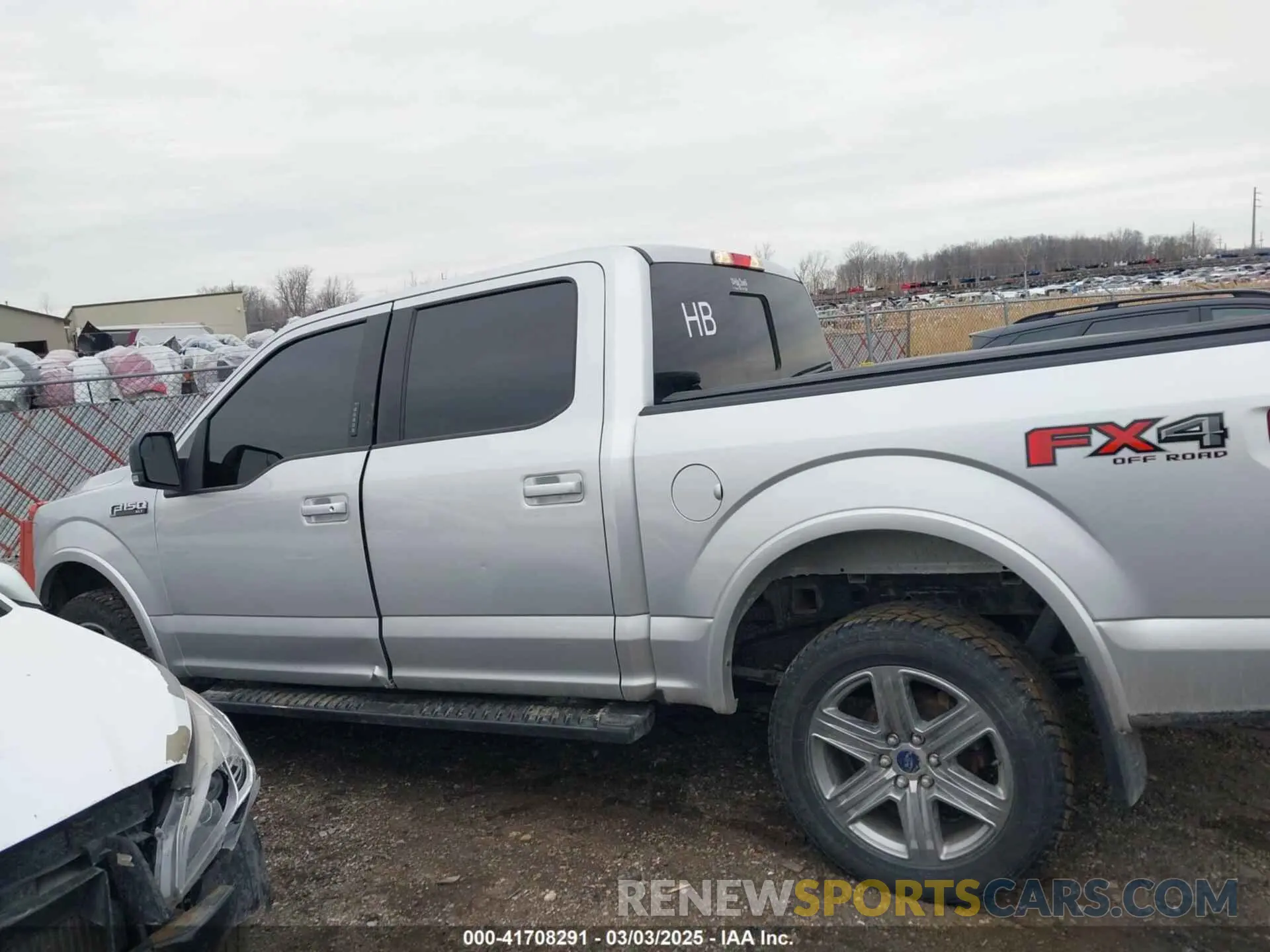 14 Фотография поврежденного автомобиля 1FTEW1E45KFB55357 FORD F-150 2019