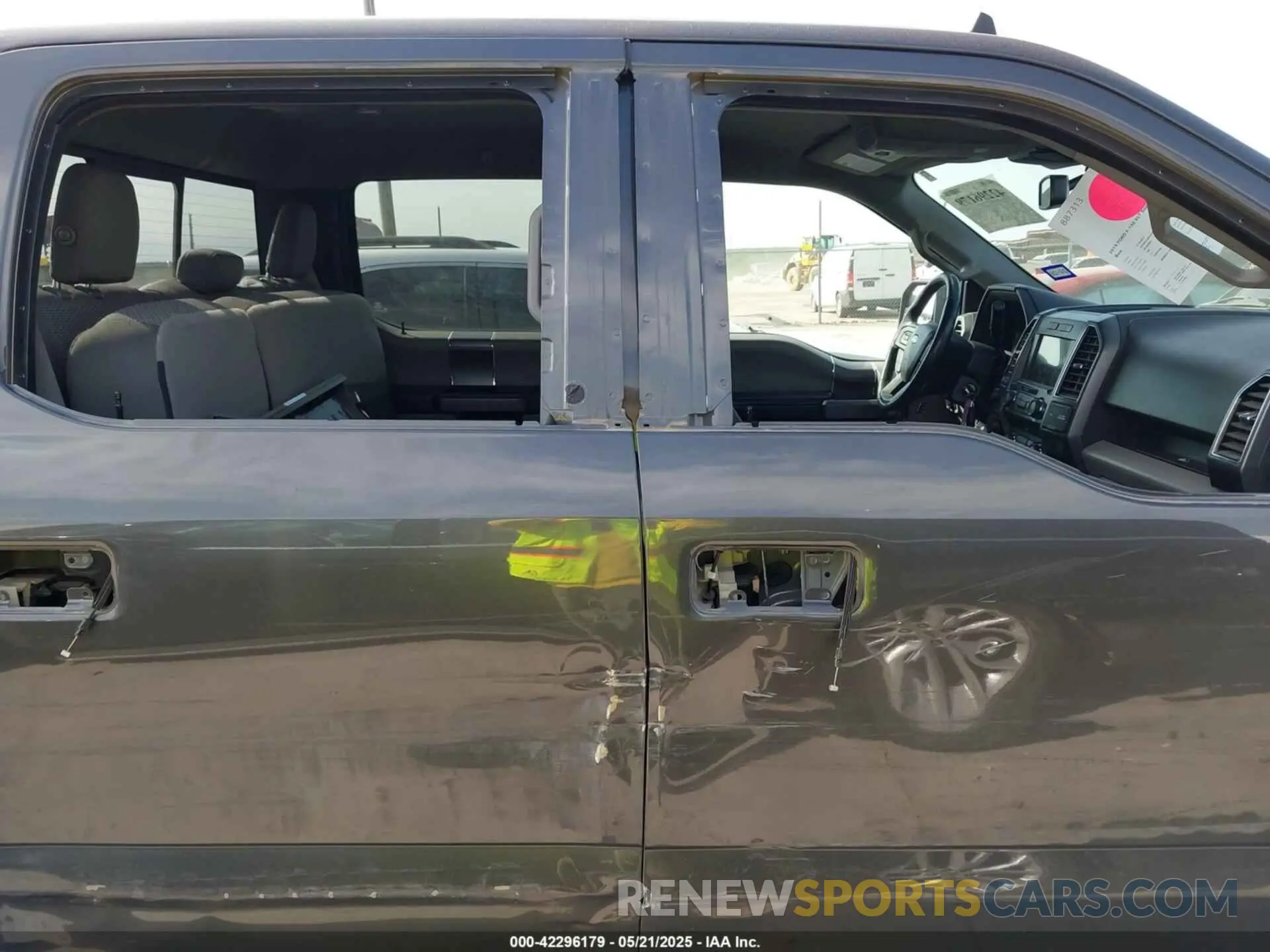 14 Photograph of a damaged car 1FTEW1E46KKF26646 FORD F-150 2019