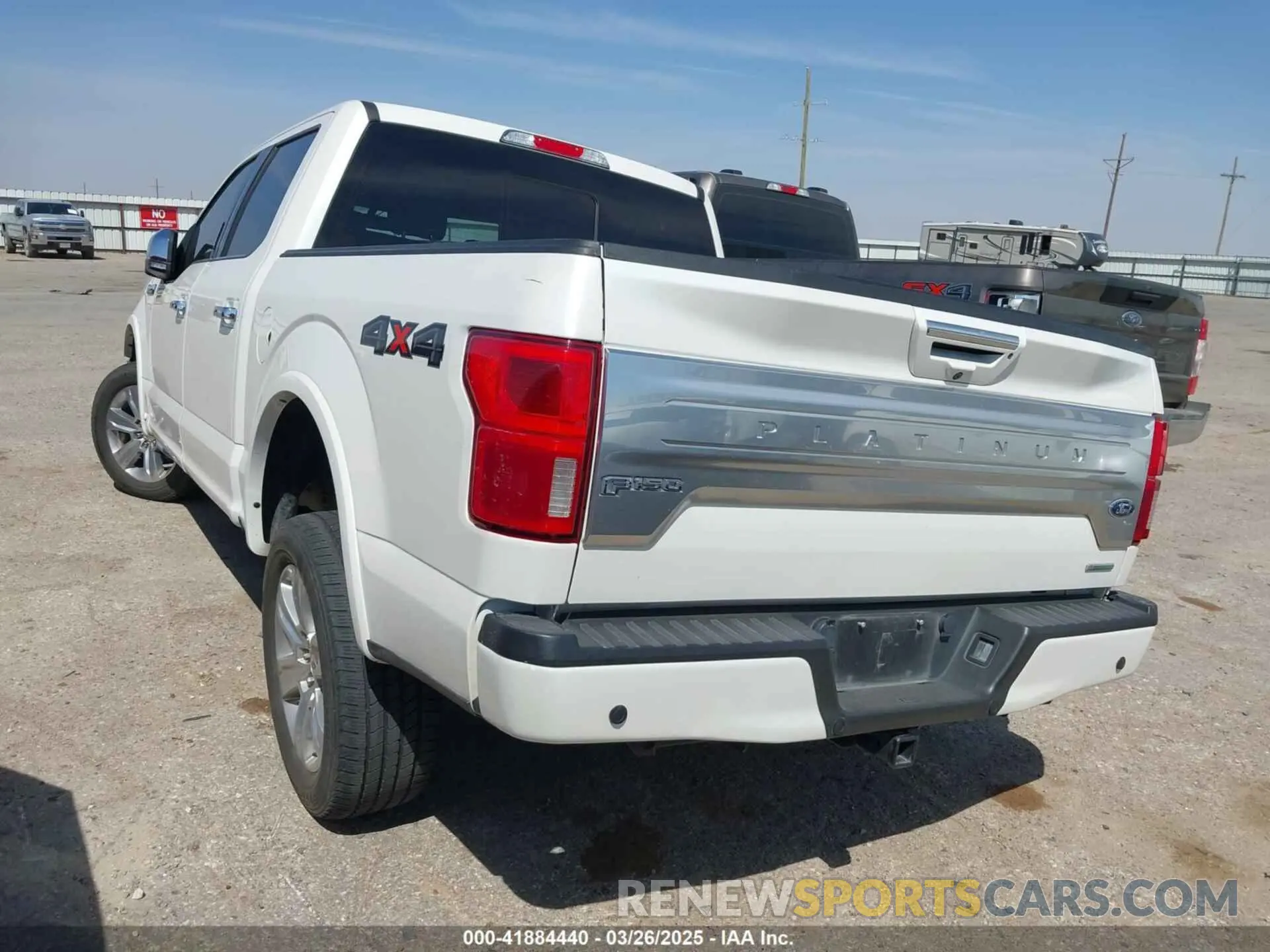 3 Фотография поврежденного автомобиля 1FTEW1E47KFA52960 FORD F-150 2019