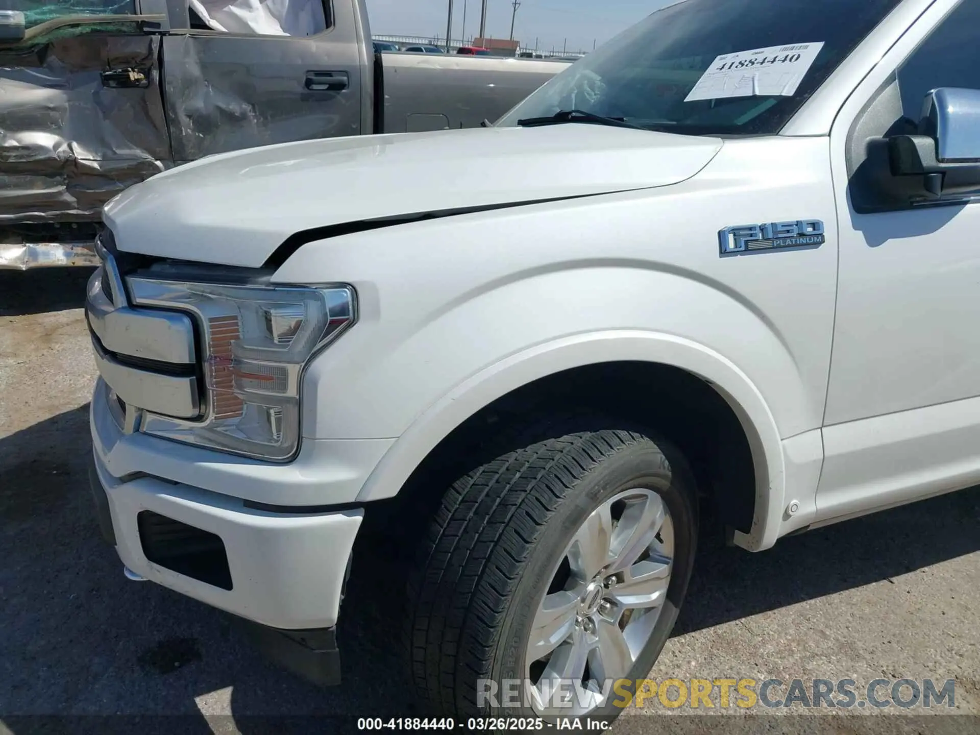 6 Фотография поврежденного автомобиля 1FTEW1E47KFA52960 FORD F-150 2019