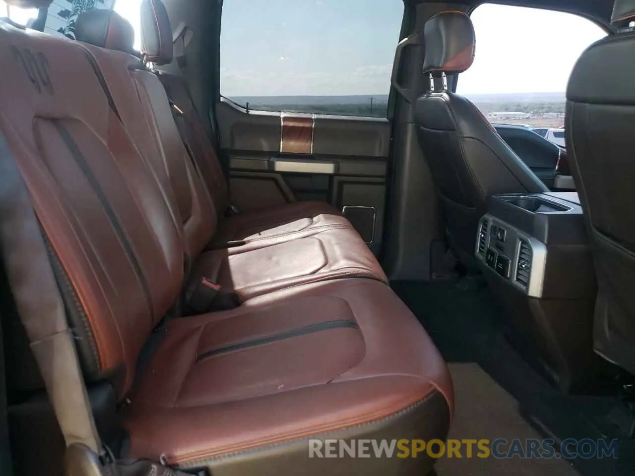 10 Photograph of a damaged car 1FTEW1E47KFB36549 FORD F-150 2019