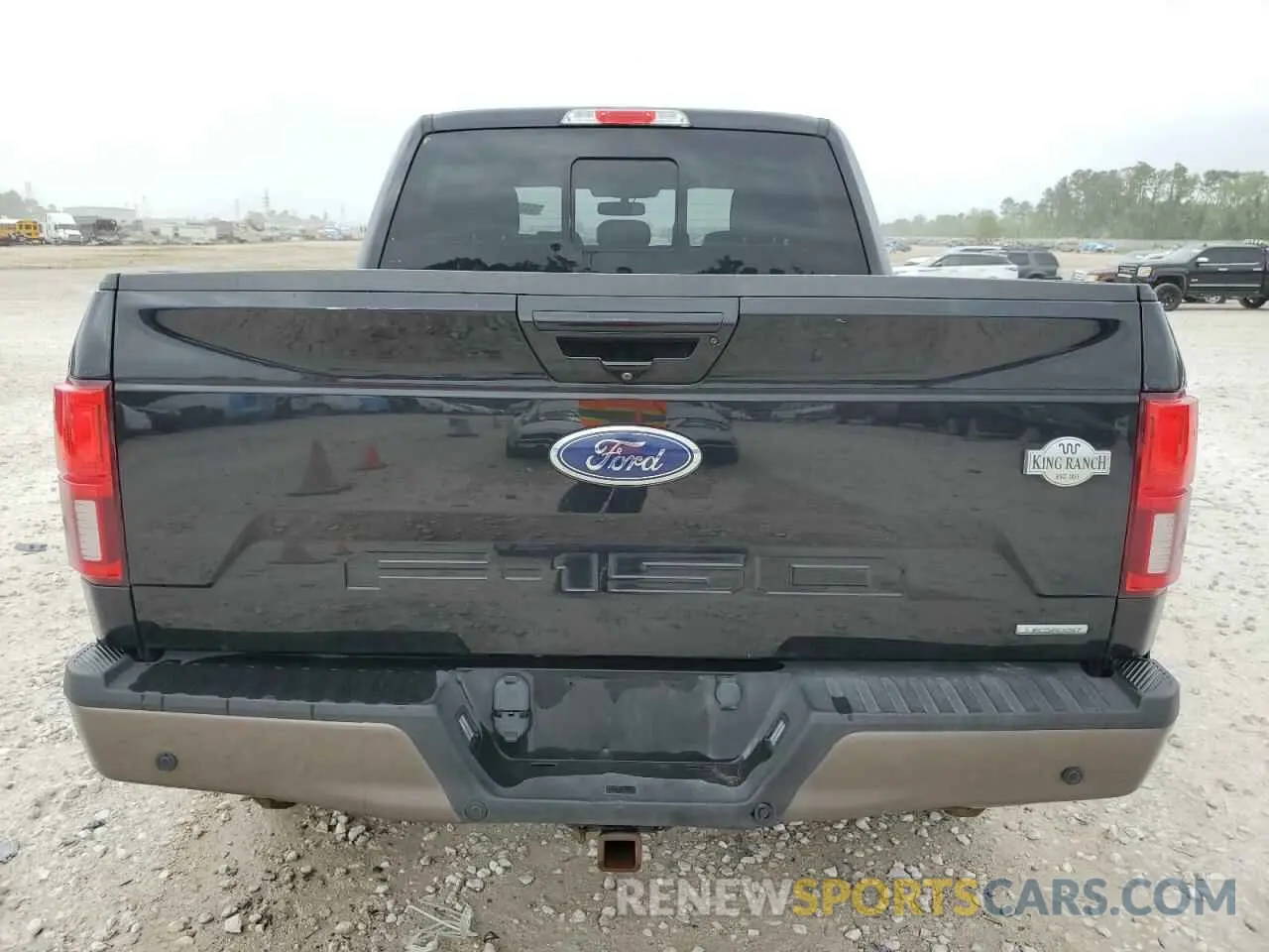 6 Фотография поврежденного автомобиля 1FTEW1E47KFC11931 FORD F-150 2019