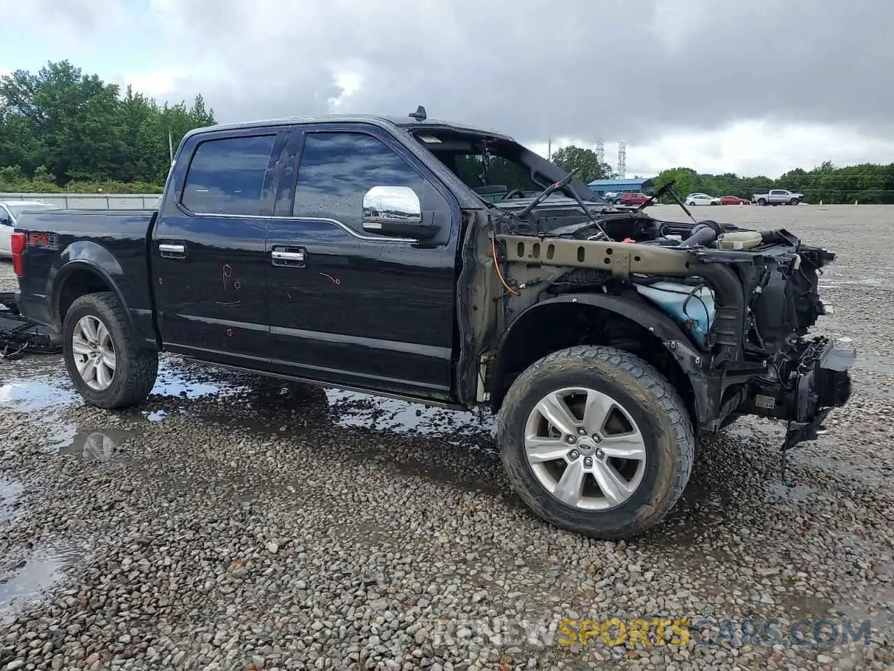 4 Photograph of a damaged car 1FTEW1E47KFD27307 FORD F-150 2019
