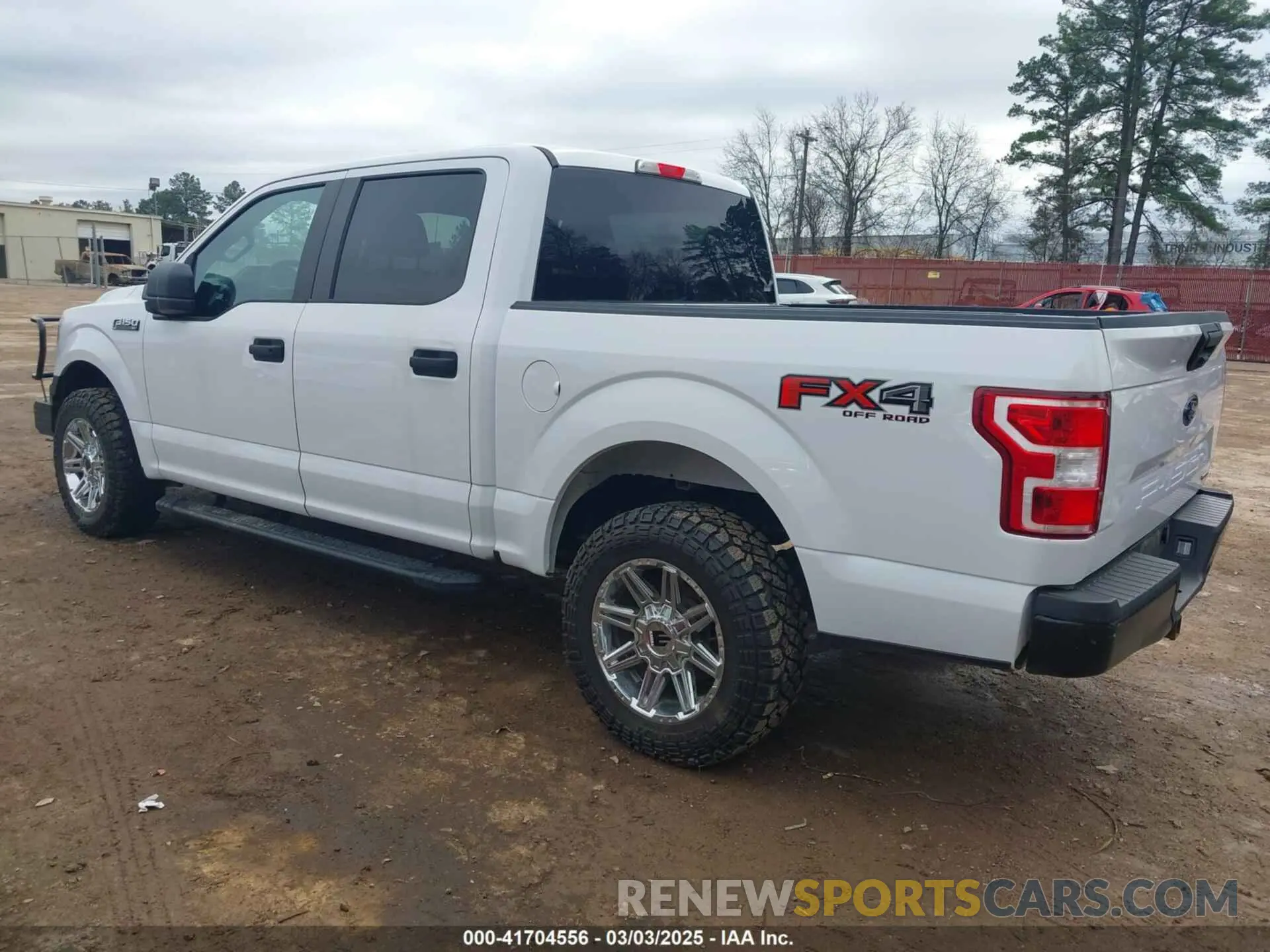 3 Фотография поврежденного автомобиля 1FTEW1E47KKC41292 FORD F-150 2019