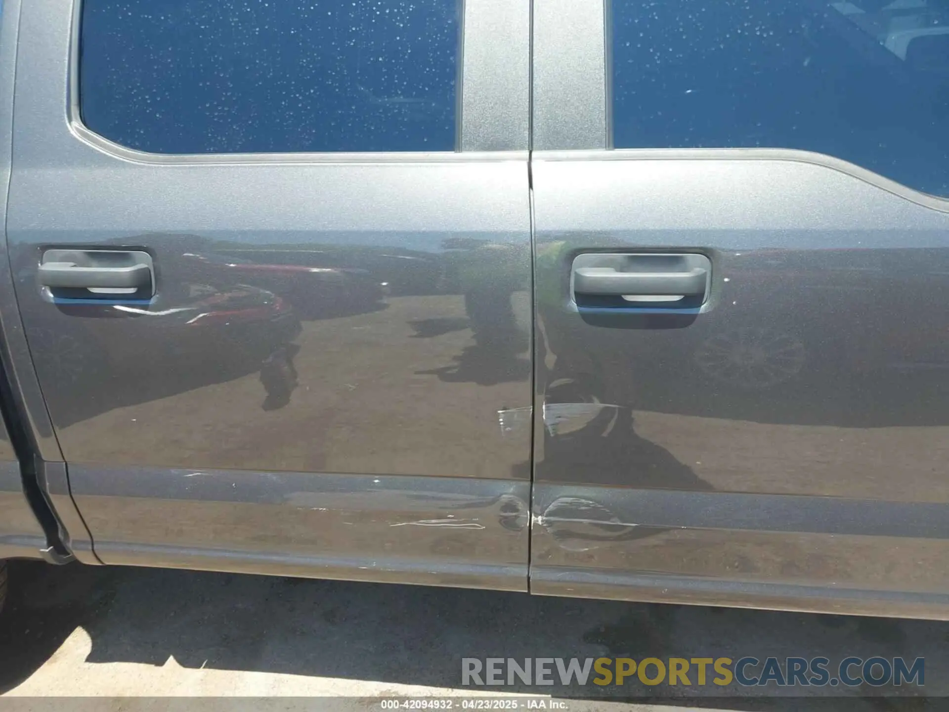 13 Photograph of a damaged car 1FTEW1E47KKD25077 FORD F-150 2019