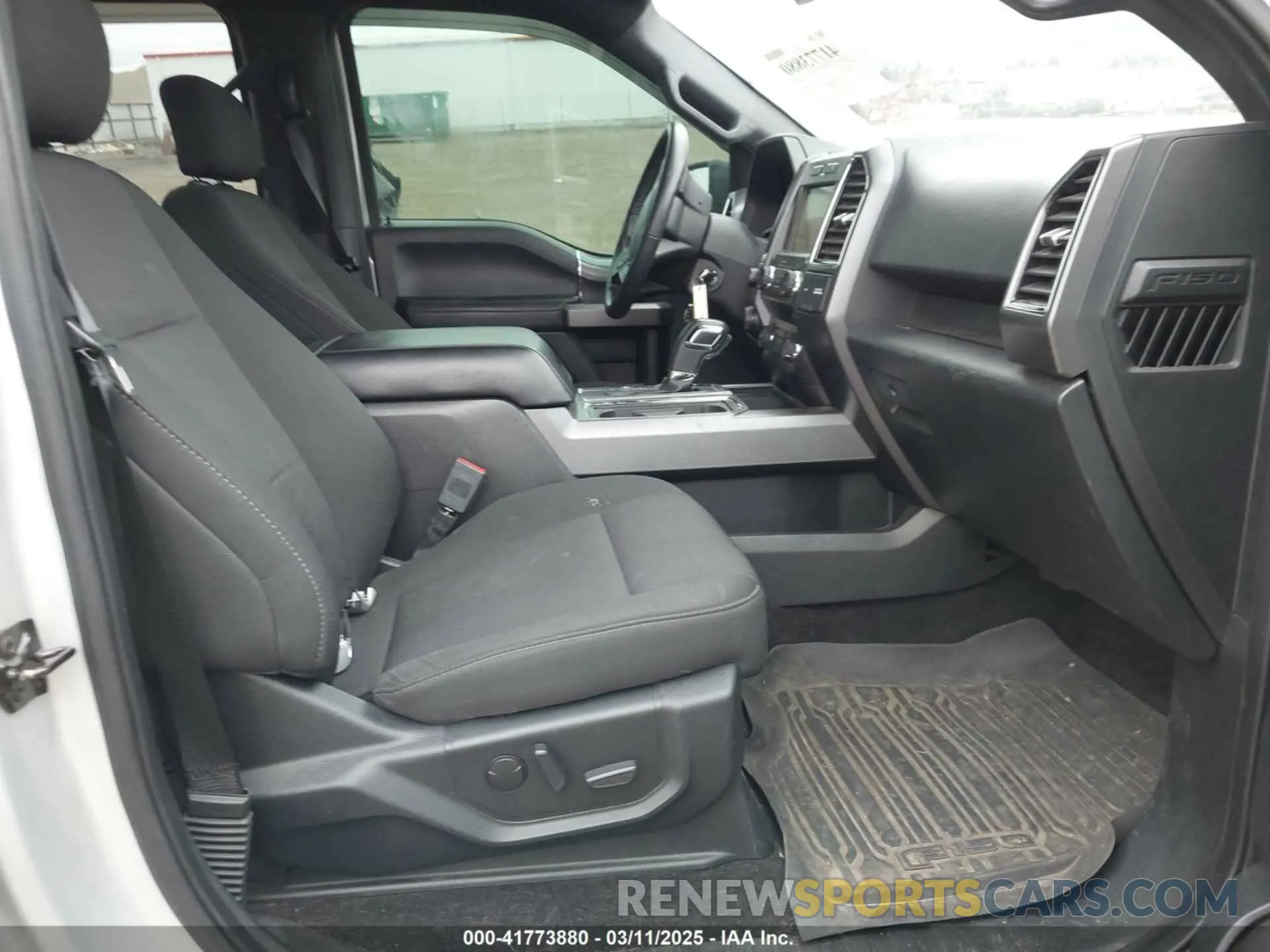5 Фотография поврежденного автомобиля 1FTEW1E48KKE49388 FORD F-150 2019