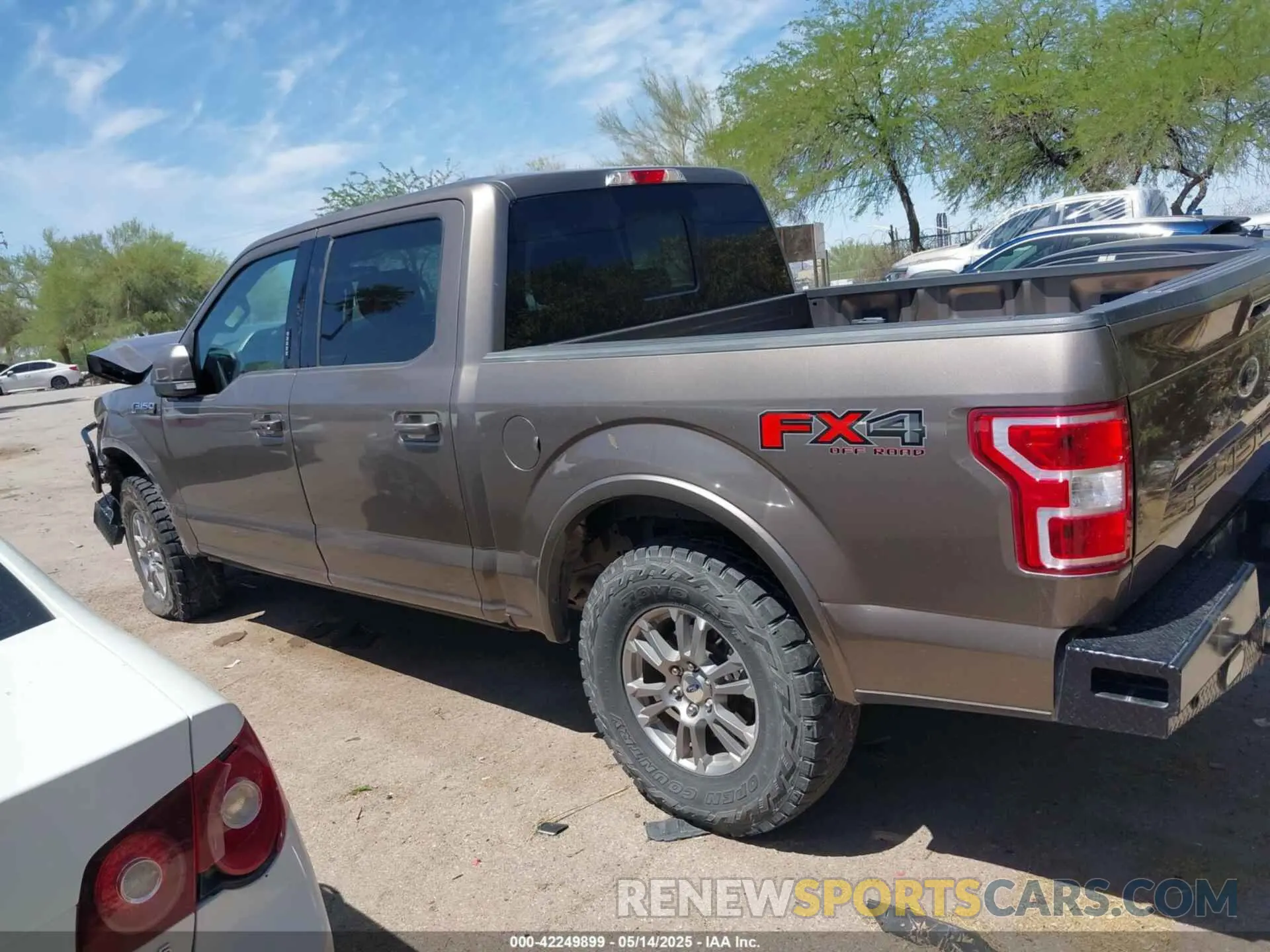 14 Photograph of a damaged car 1FTEW1E49KKD56850 FORD F-150 2019