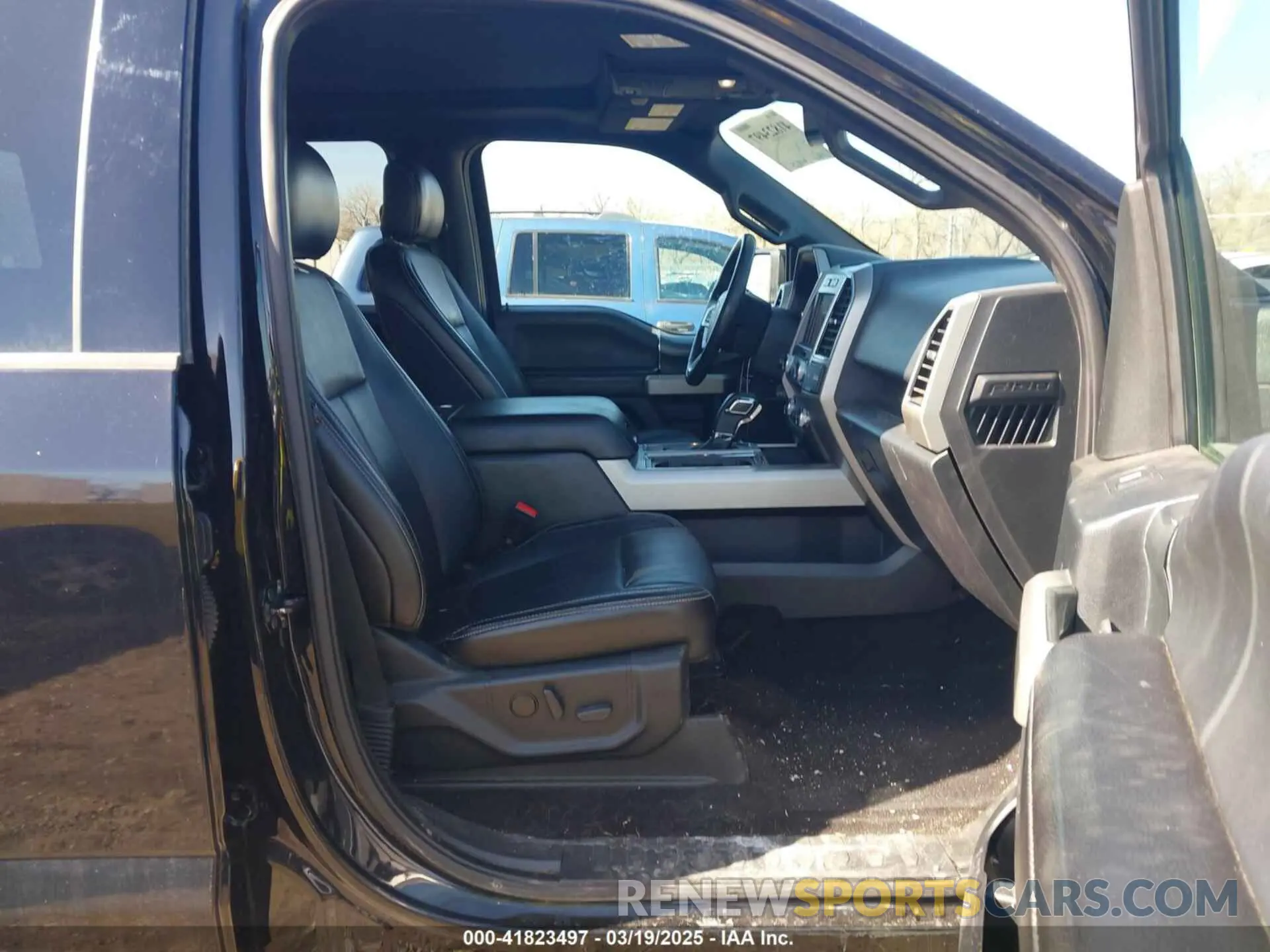 5 Photograph of a damaged car 1FTEW1E4XKFD22053 FORD F-150 2019