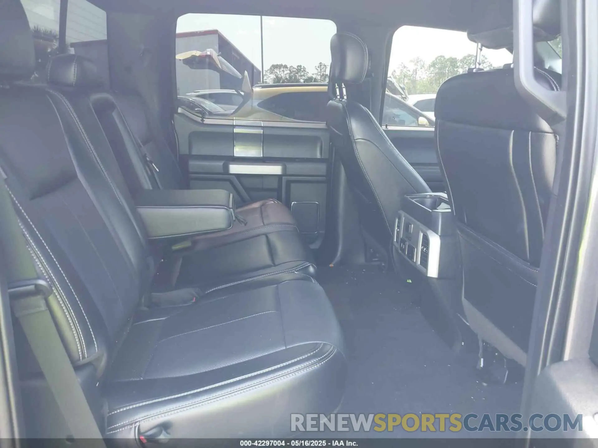 8 Photograph of a damaged car 1FTEW1E4XKKF19151 FORD F-150 2019