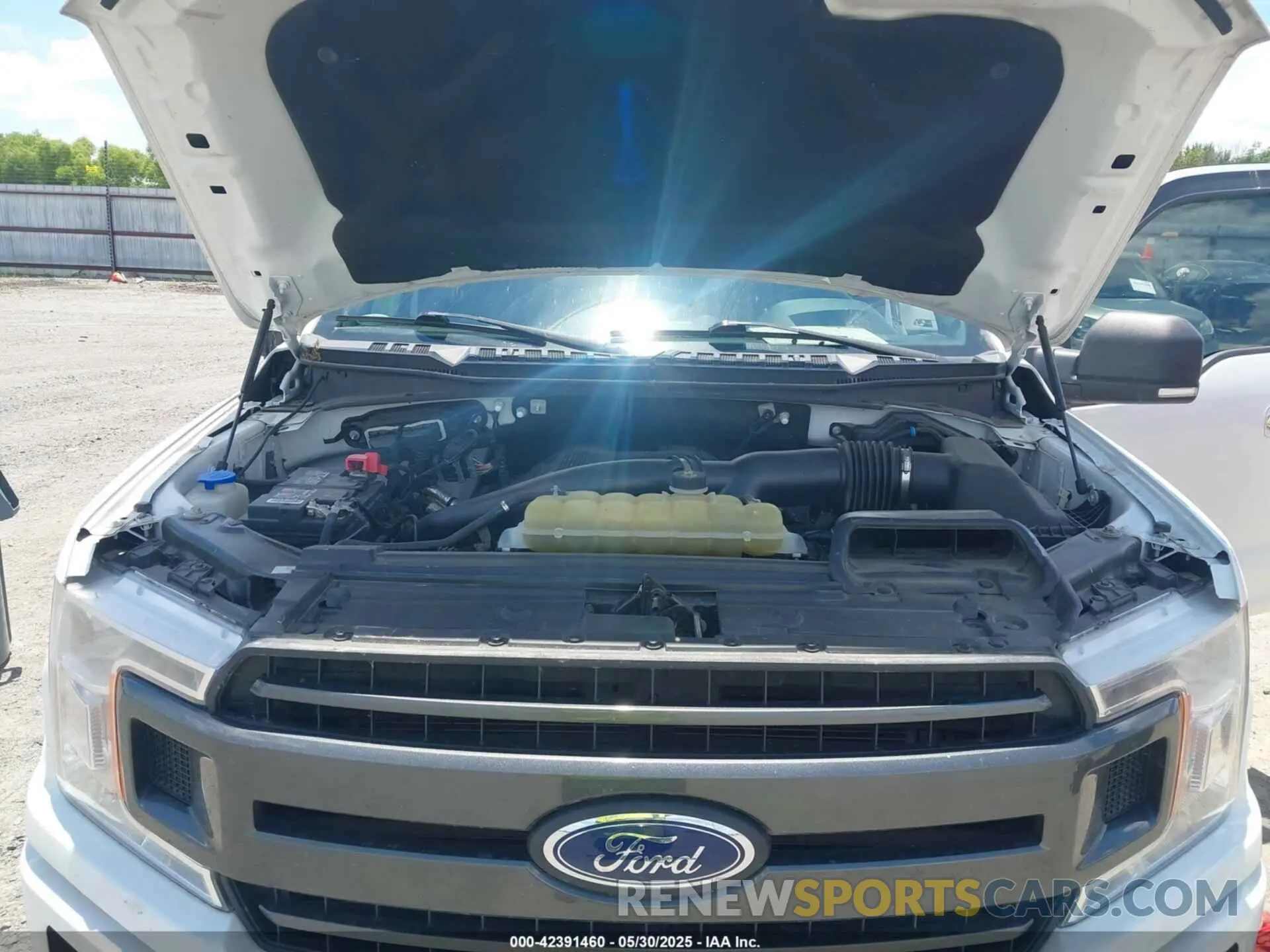 10 Фотография поврежденного автомобиля 1FTEW1E4XKKF22762 FORD F-150 2019