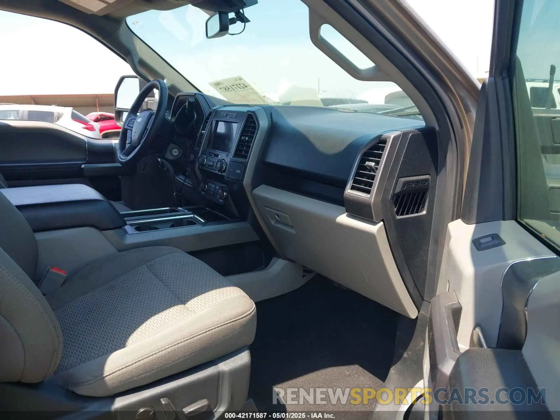 5 Фотография поврежденного автомобиля 1FTEW1E4XKKF30179 FORD F-150 2019
