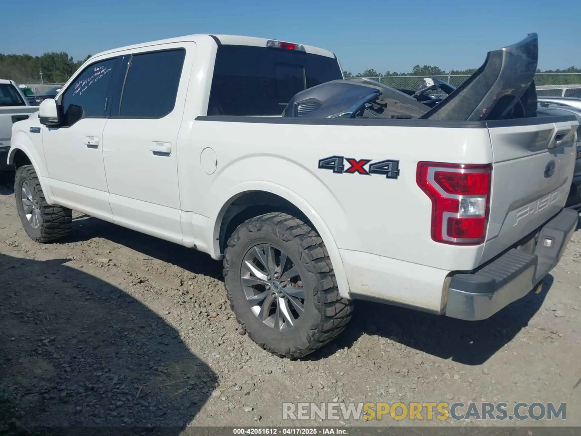 3 Фотография поврежденного автомобиля 1FTEW1E50KFA65574 FORD F-150 2019