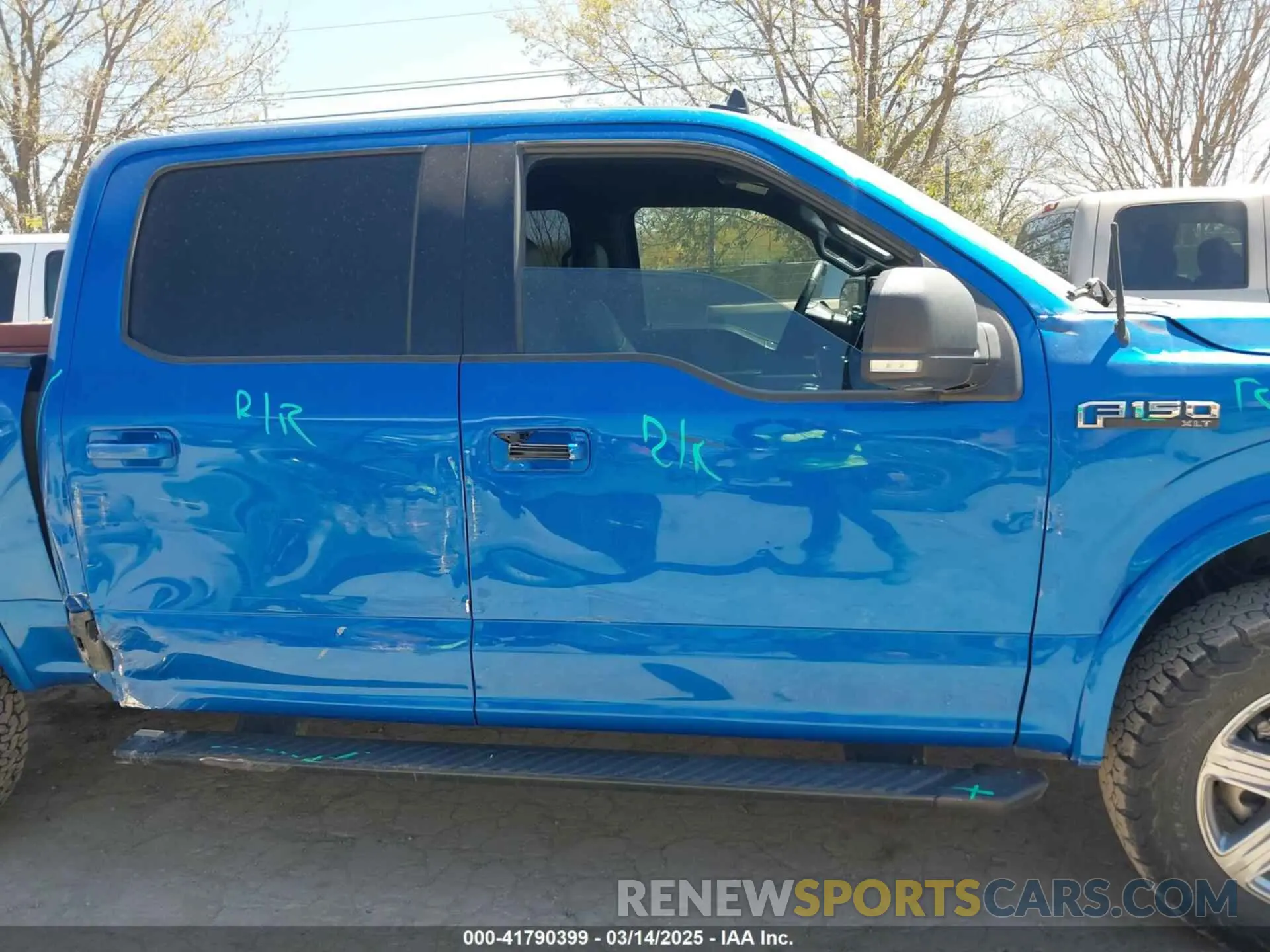 13 Photograph of a damaged car 1FTEW1E50KFB03370 FORD F-150 2019