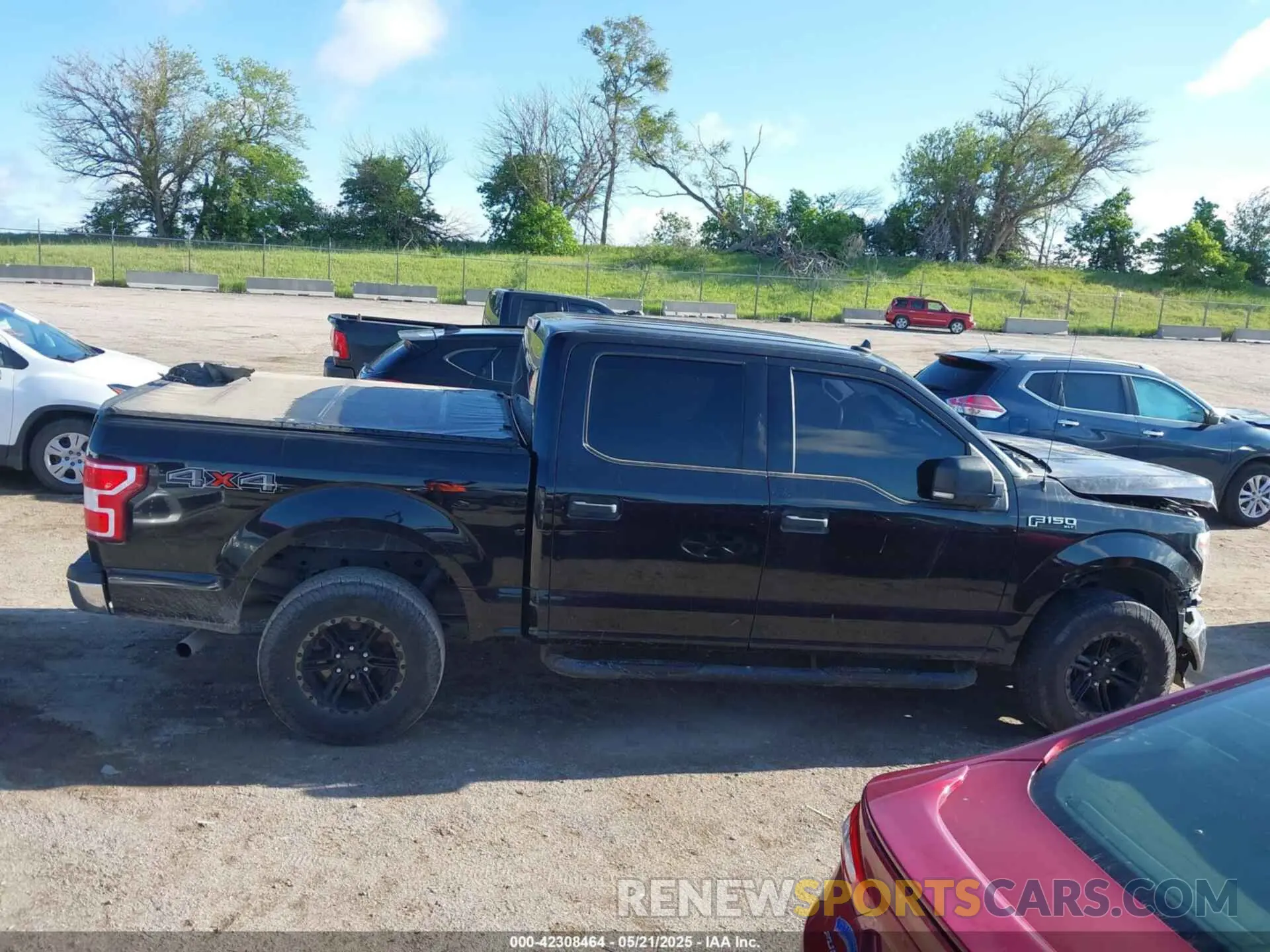 14 Photograph of a damaged car 1FTEW1E50KKC44012 FORD F-150 2019