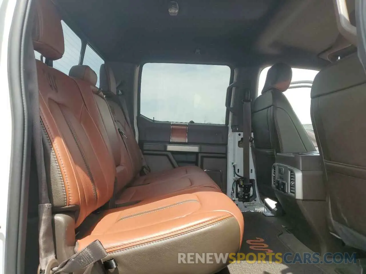 10 Фотография поврежденного автомобиля 1FTEW1E51KFB58751 FORD F-150 2019