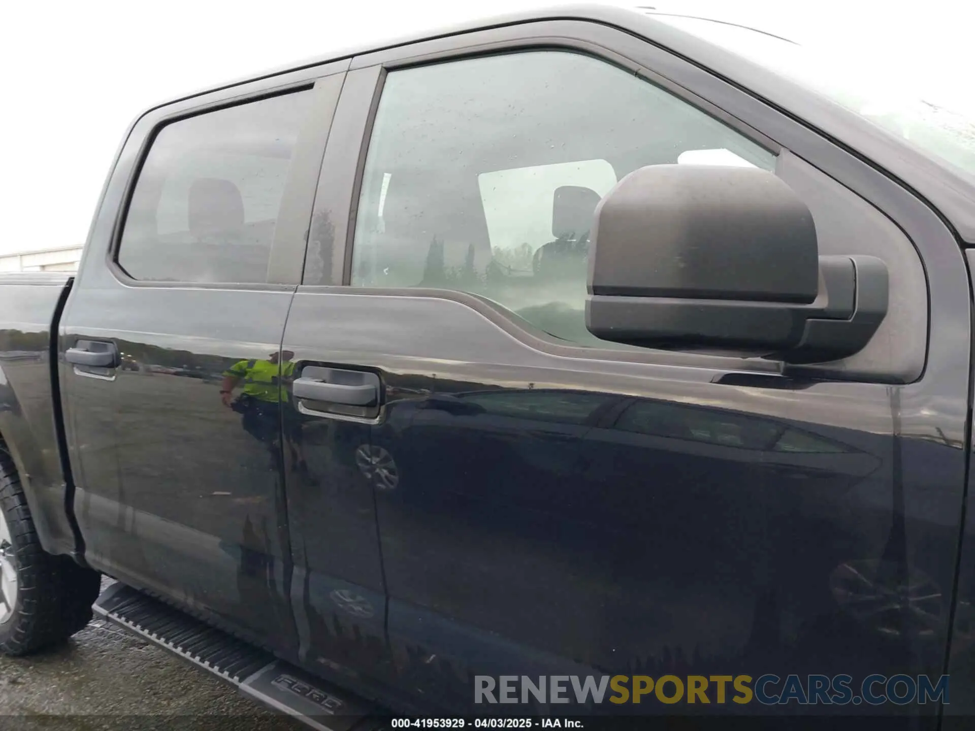 12 Фотография поврежденного автомобиля 1FTEW1E51KFD16036 FORD F-150 2019