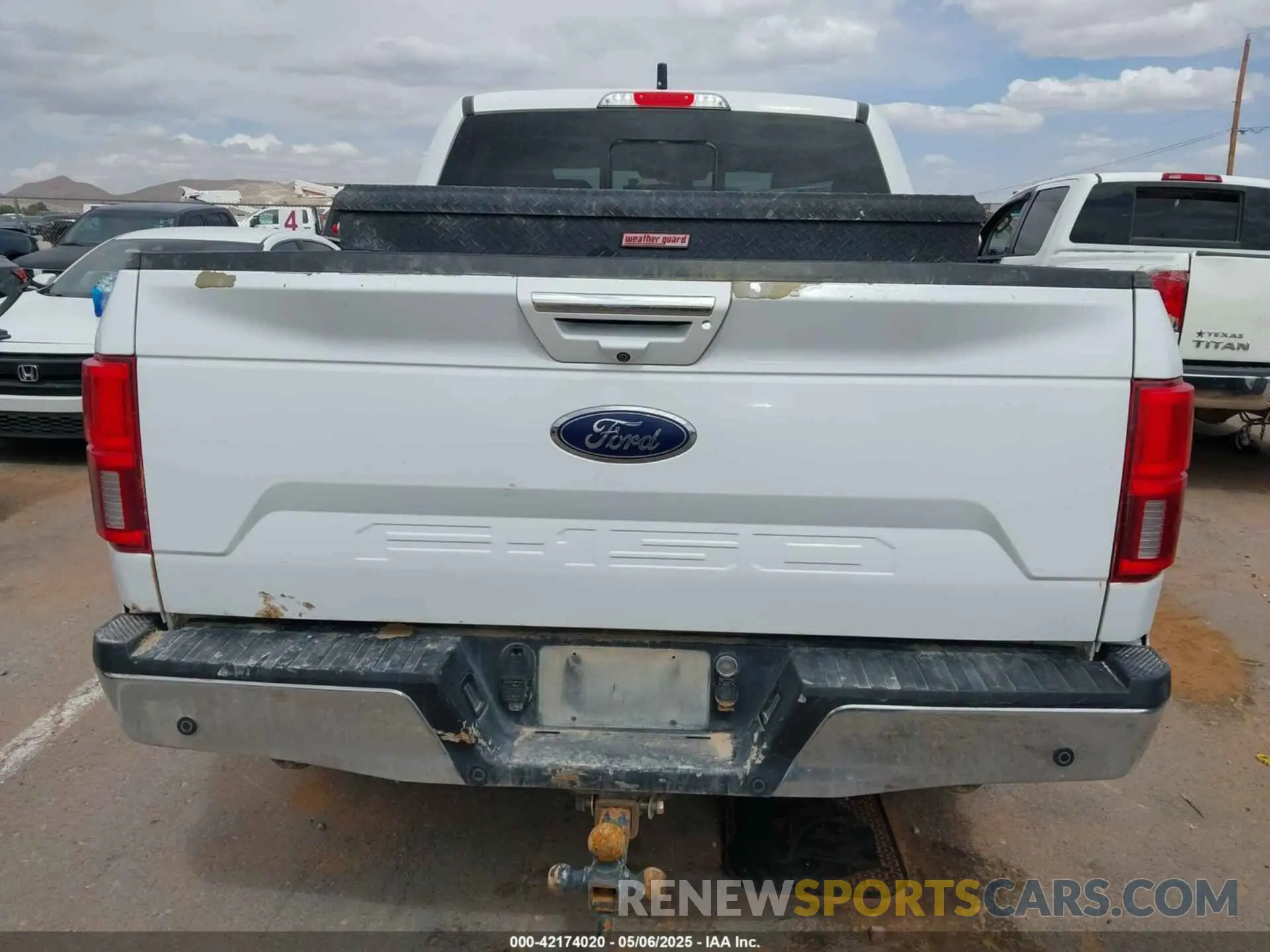 16 Photograph of a damaged car 1FTEW1E51KKD31014 FORD F-150 2019