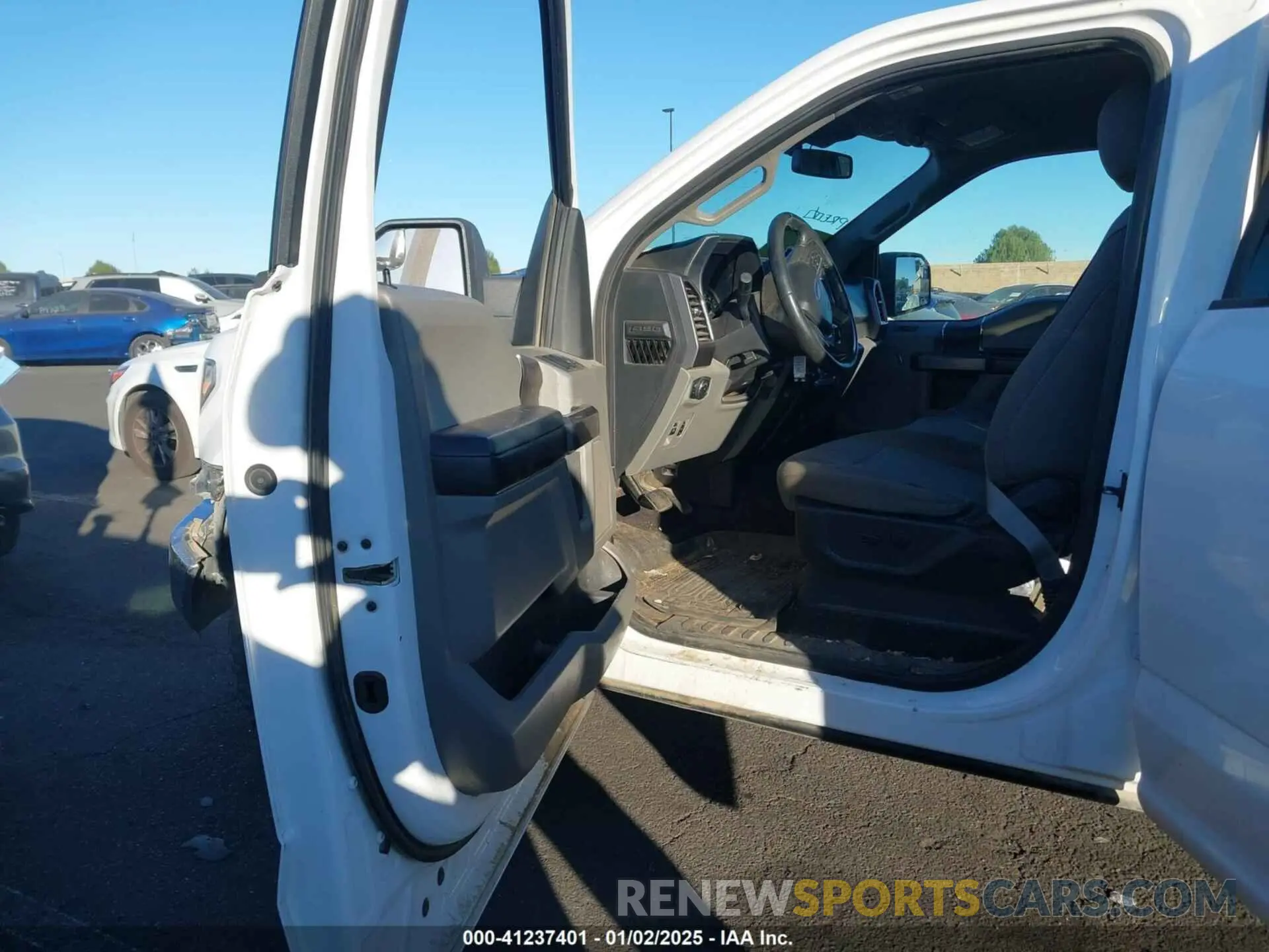 5 Photograph of a damaged car 1FTEW1E52KKD51384 FORD F-150 2019