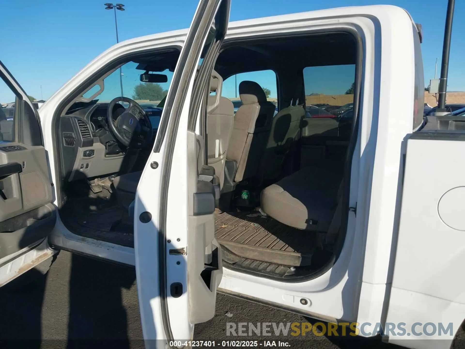 8 Photograph of a damaged car 1FTEW1E52KKD51384 FORD F-150 2019