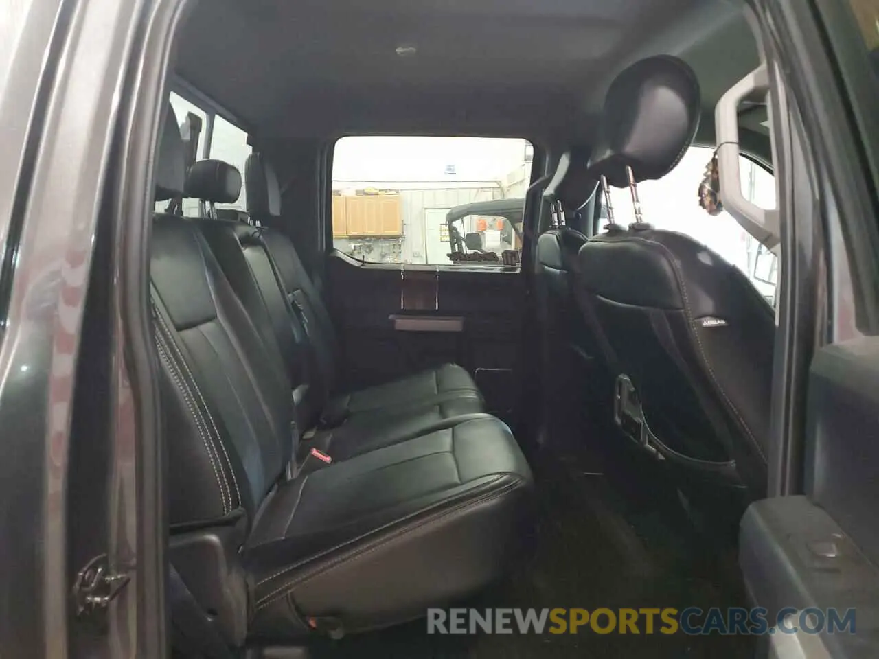 10 Фотография поврежденного автомобиля 1FTEW1E54KFB09804 FORD F-150 2019